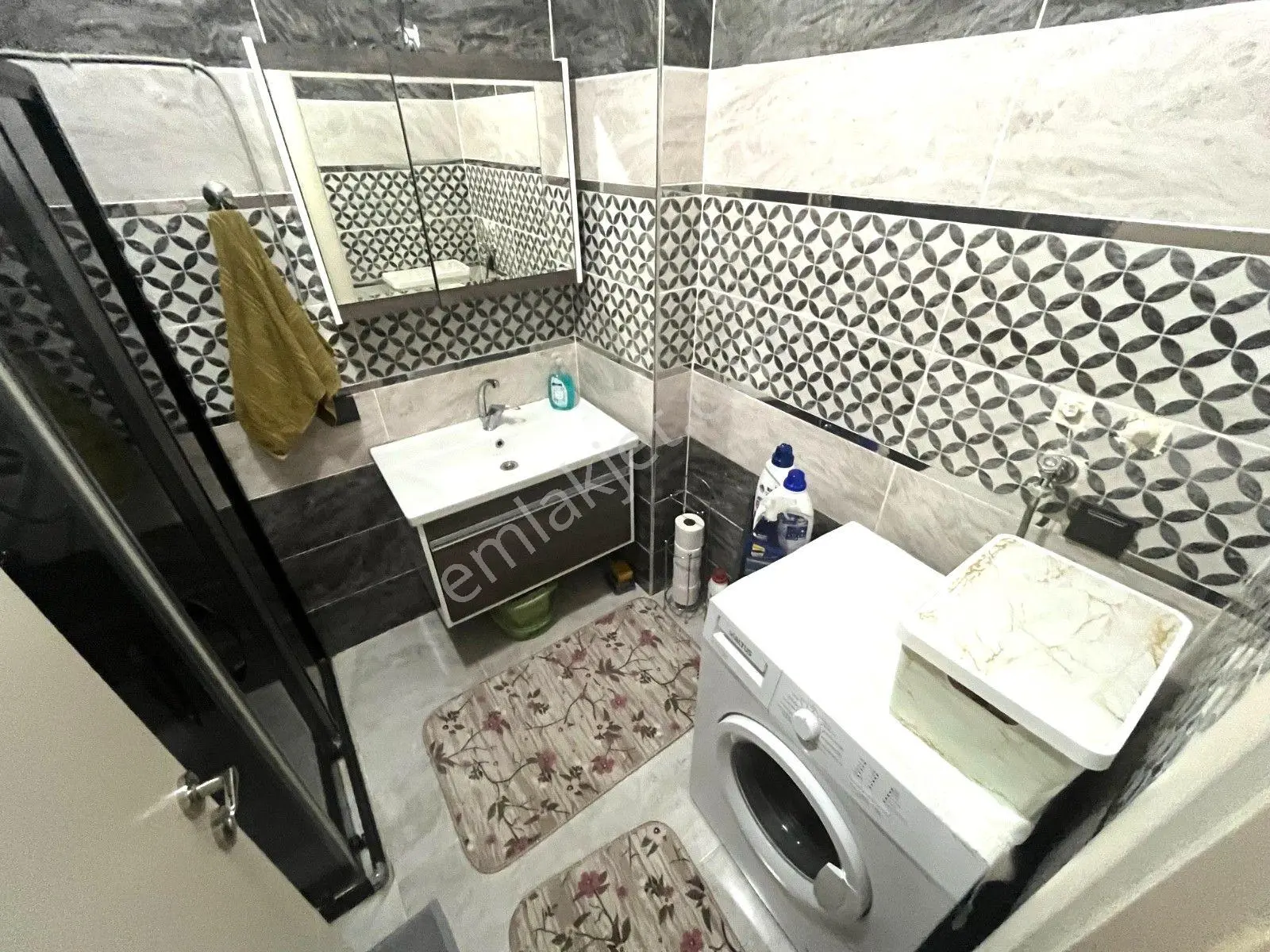 𝄞melodi'den Akçay Merkez'de Piyasanın Altında Ön Cephe Asansörlü Cam Balkon 1+1 Daire - Görsel 20