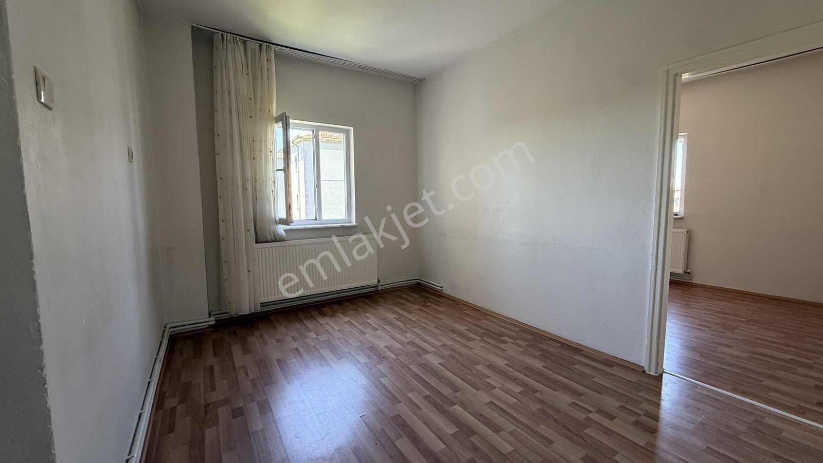 Belsin Kocatepe Mah. 3+1 Ara Kat Kiralık Daire - Görsel 6