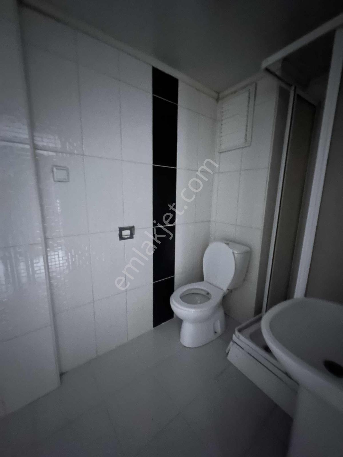 Gama Gayrimenkul'den Temiz Kiralık 1+1 Apart Daire - Görsel 3