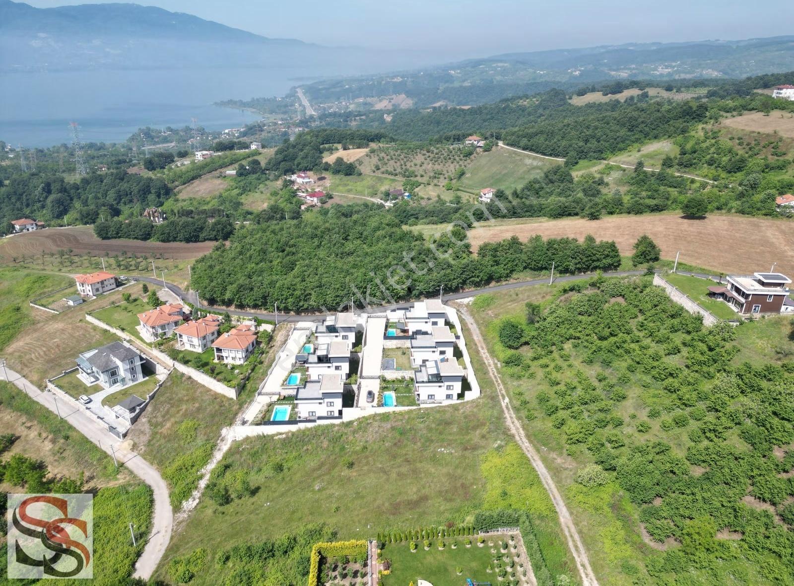 Serdivan Esentepede Eşsiz Göl Manzaralı 820 M2 Villalık Arsa - Görsel 5