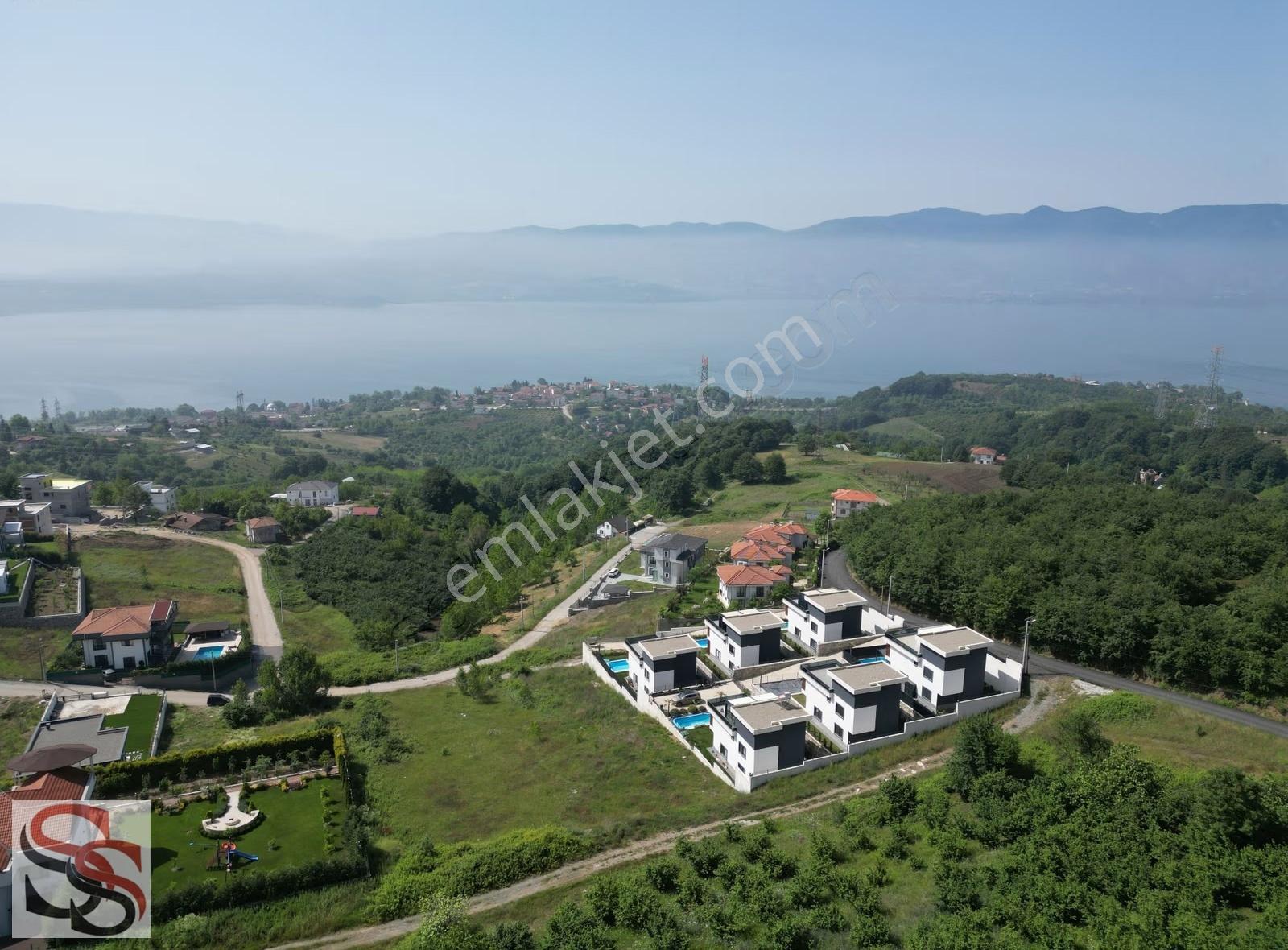 Serdivan Esentepede Eşsiz Göl Manzaralı 820 M2 Villalık Arsa - Görsel 11