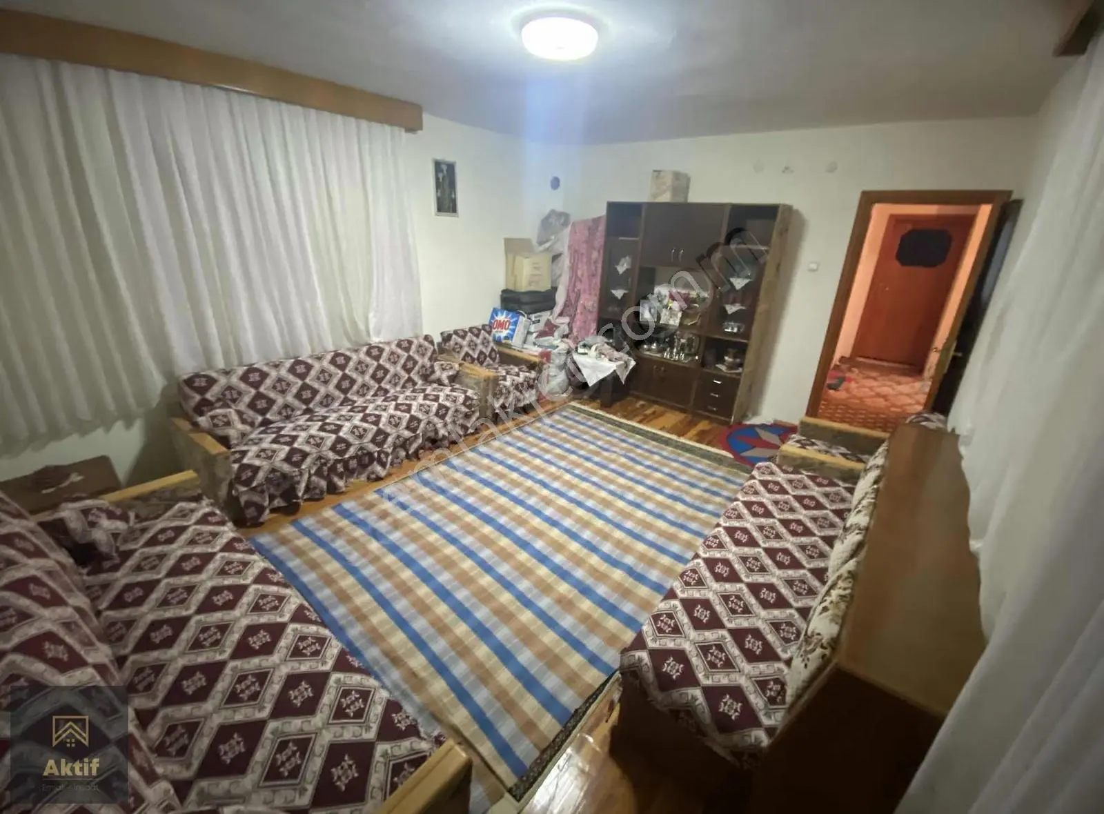 Korkuteli Çomaklı'da Müstakil İki Katlı Ev