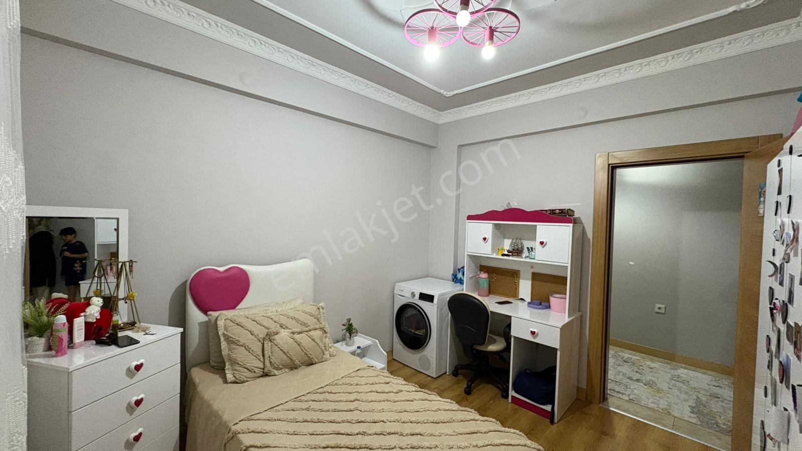 Beykent'te Satılık 3+1 Satılık Bakımlı Geniş Daire - Görsel 20
