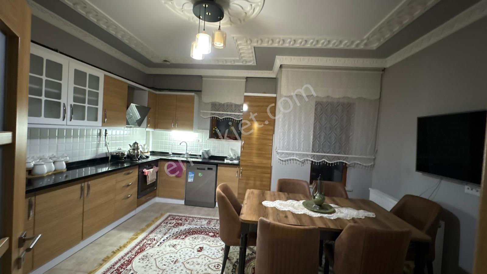 Beykent'te Satılık 3+1 Satılık Bakımlı Geniş Daire - Görsel 25