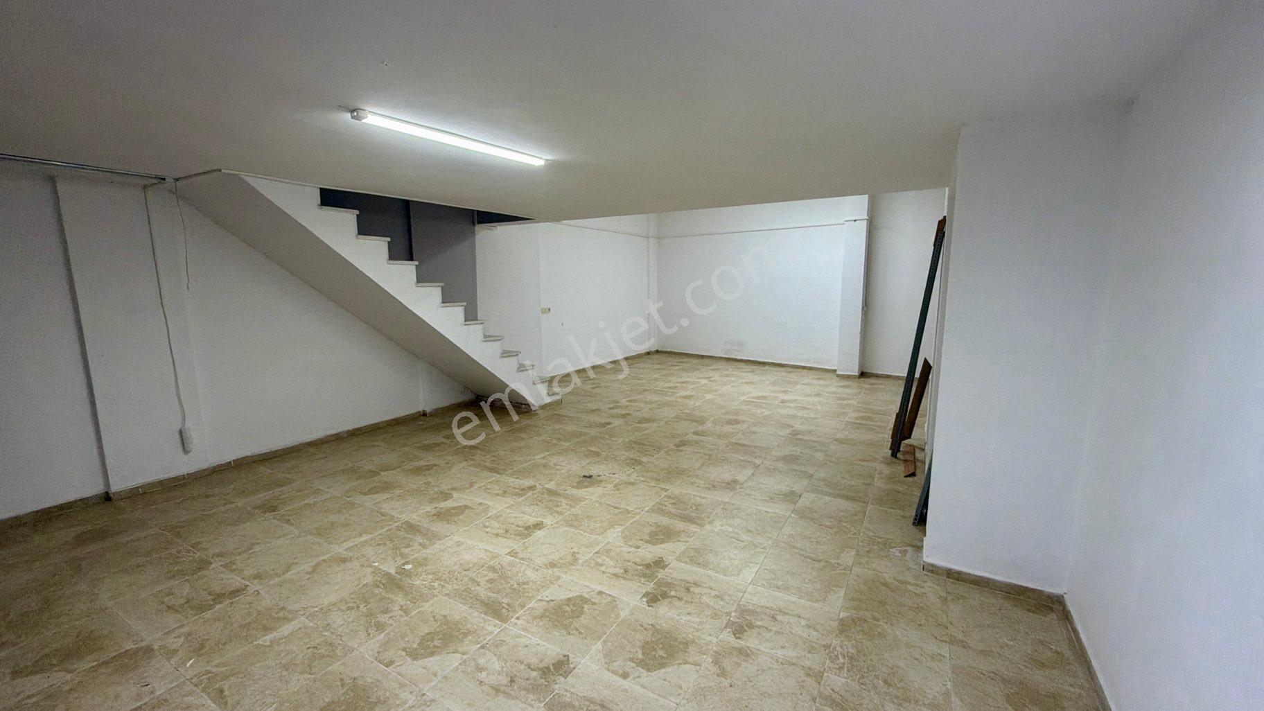 Asal Gayrimenkulden Merkezi Konumda Kiralık Dükkan - Görsel 28