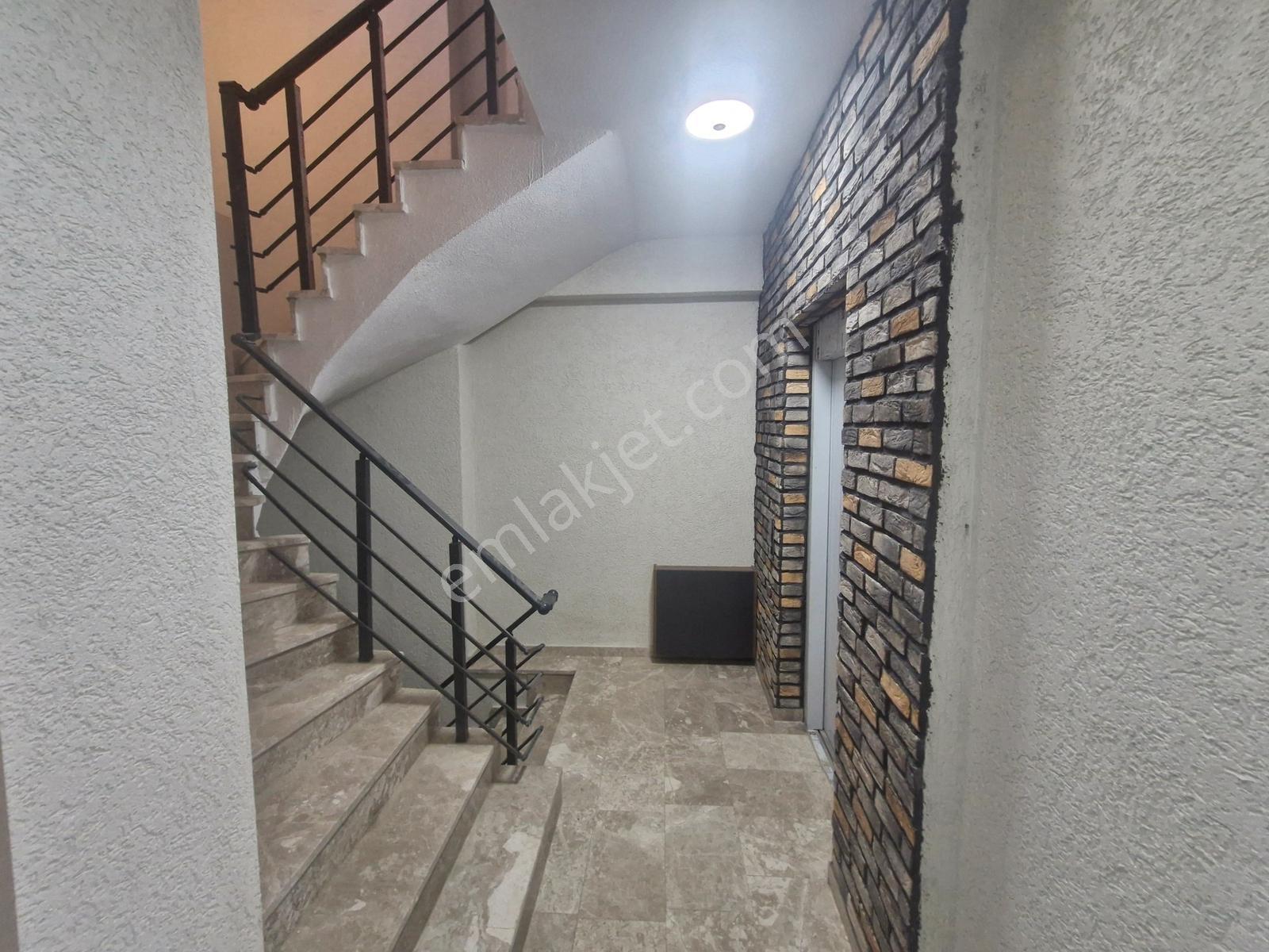 Güre Doğa İle İç İçe Müstakil Tadında 1+1 Lüks Daire - Görsel 31