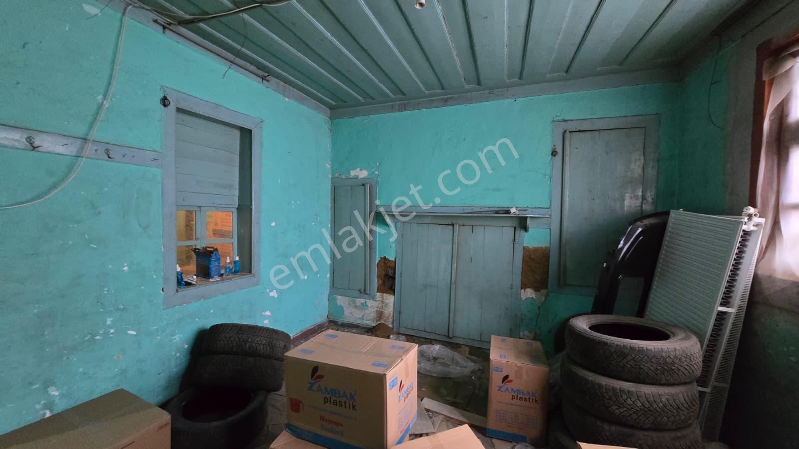 Turkuaz Emlaktan Afyon'un Merkezinde Satılık Bahçeli Tarihi Köşk - Görsel 33