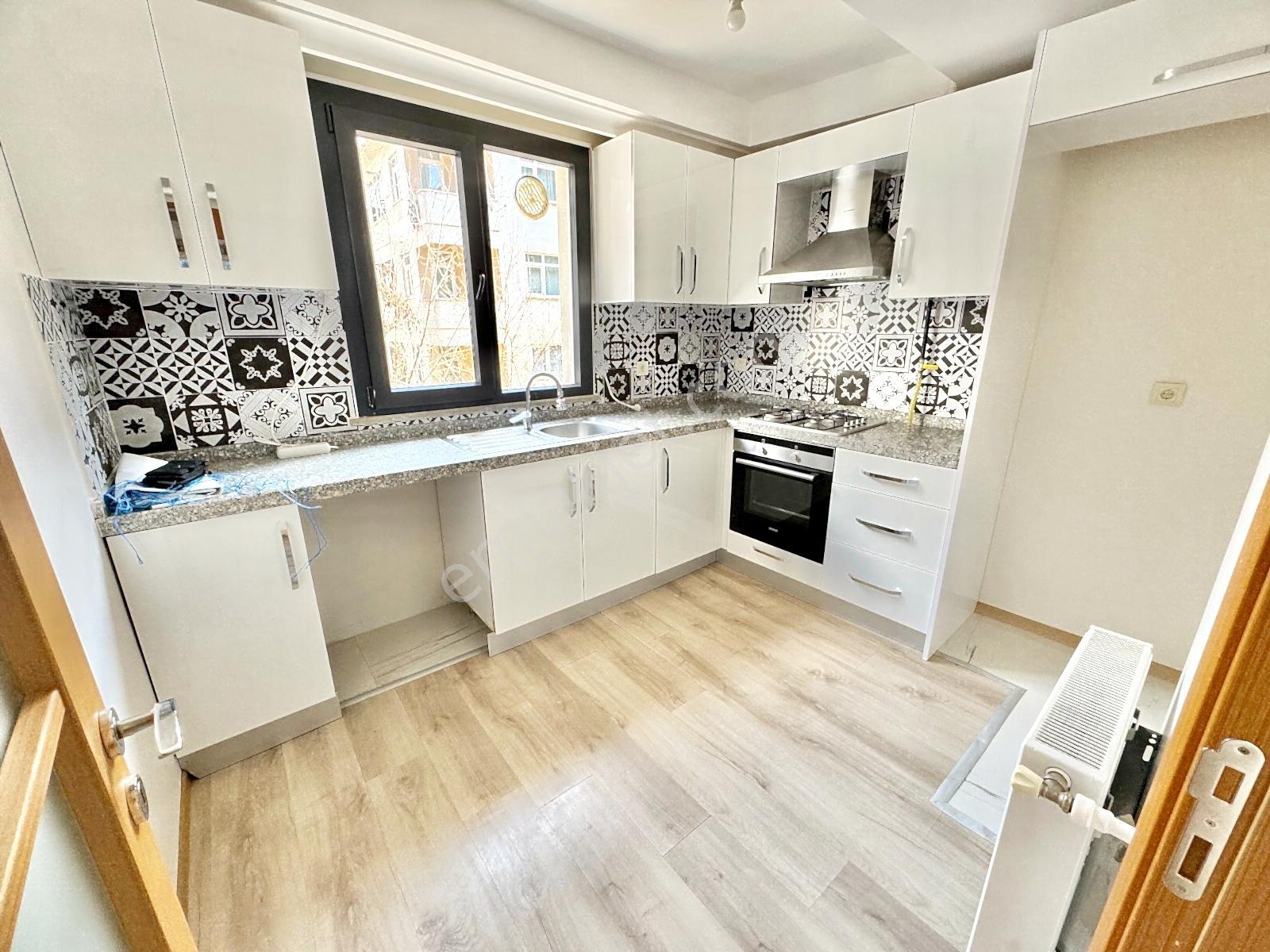 ▃artemin▃idealtepe Işıklarda Ön Cephe Balkonlu 2.kat 95m² 2+1 - Görsel 12