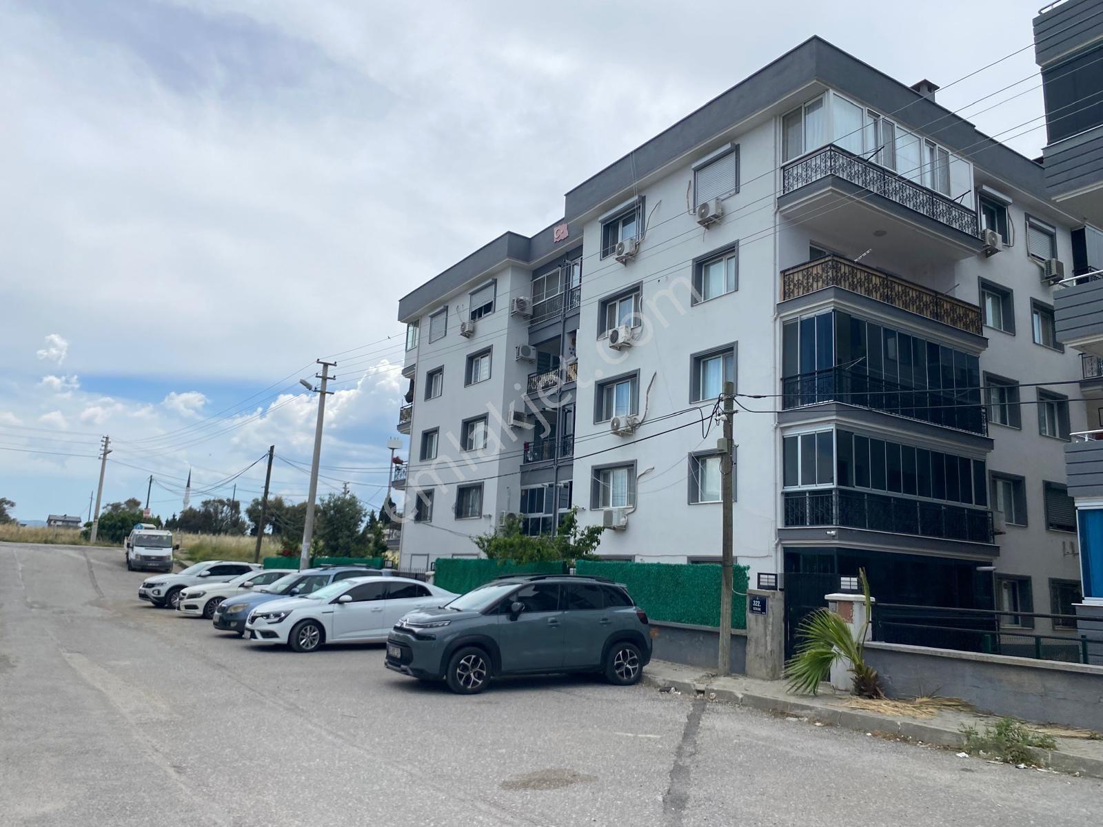 Menderes Barbaros Mahallesi'nde Kiralık Geniş 3+1 Daire - Görsel 31