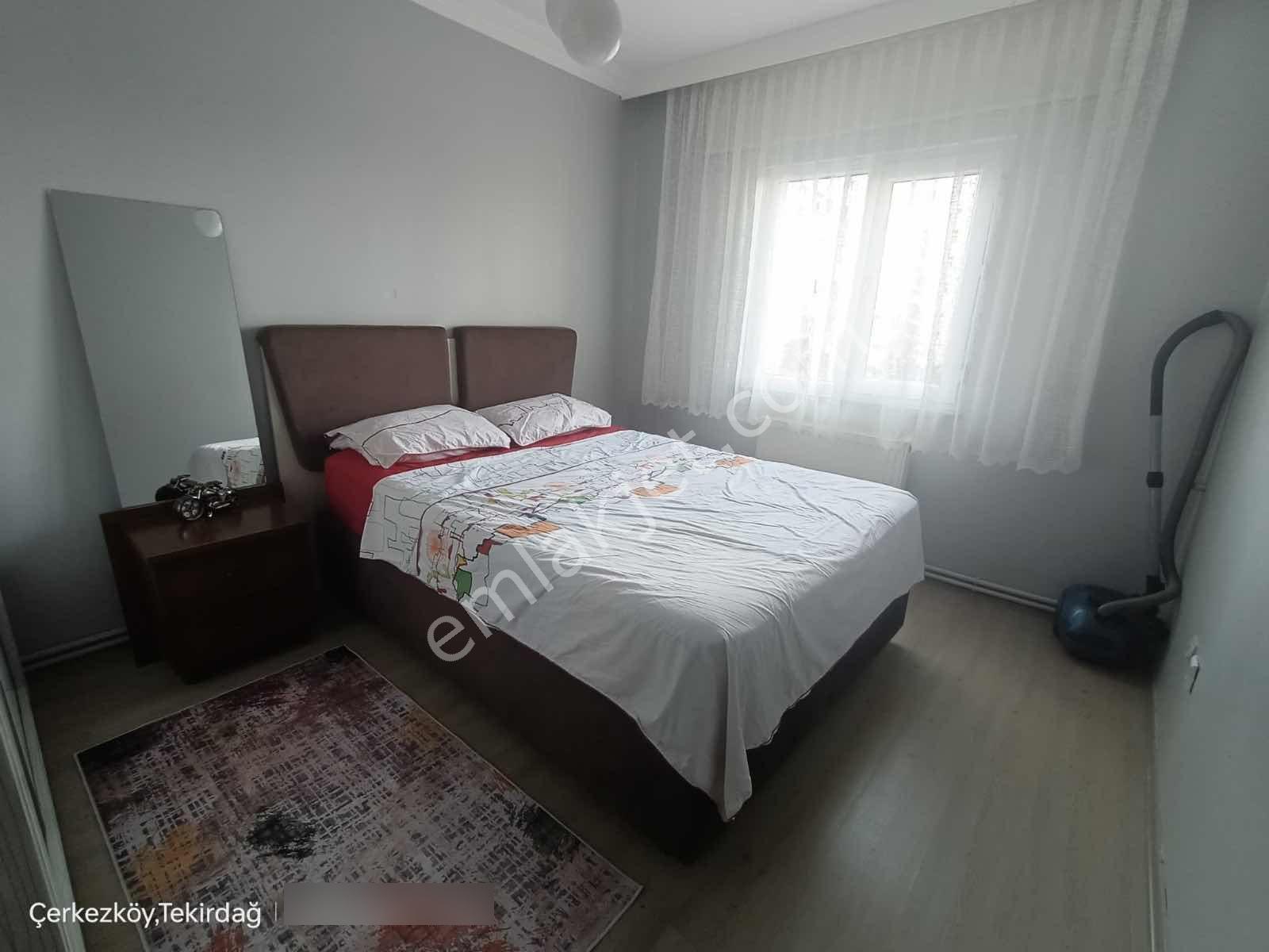 Emlak Konut Full Eşyalı Kiracılı Satılık Daire Tadilatlı - Görsel 4