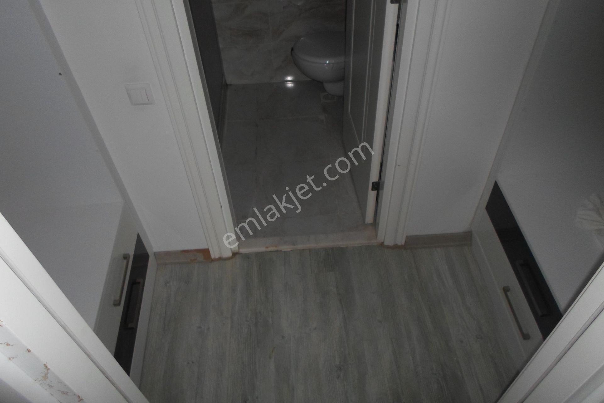Aylık !!! Mezitli Geniş Site Jenrt Otpark Salon Ayrı 2.5 +1 Kiralık Daire - Görsel 12