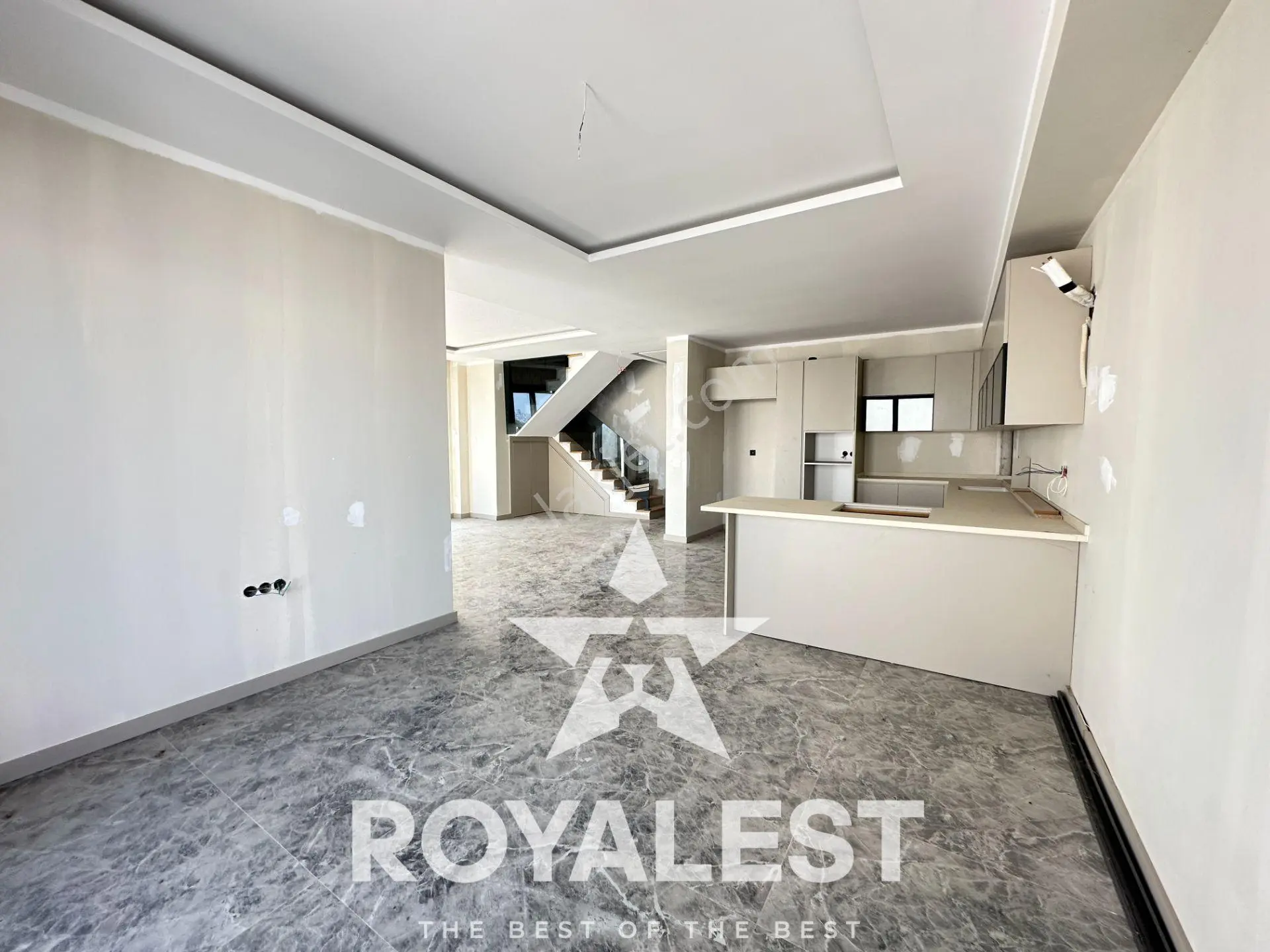 Royalest'ten Kaçırılmayacak Göl Manzaralı 5+1 Lüx Villa - Görsel 3