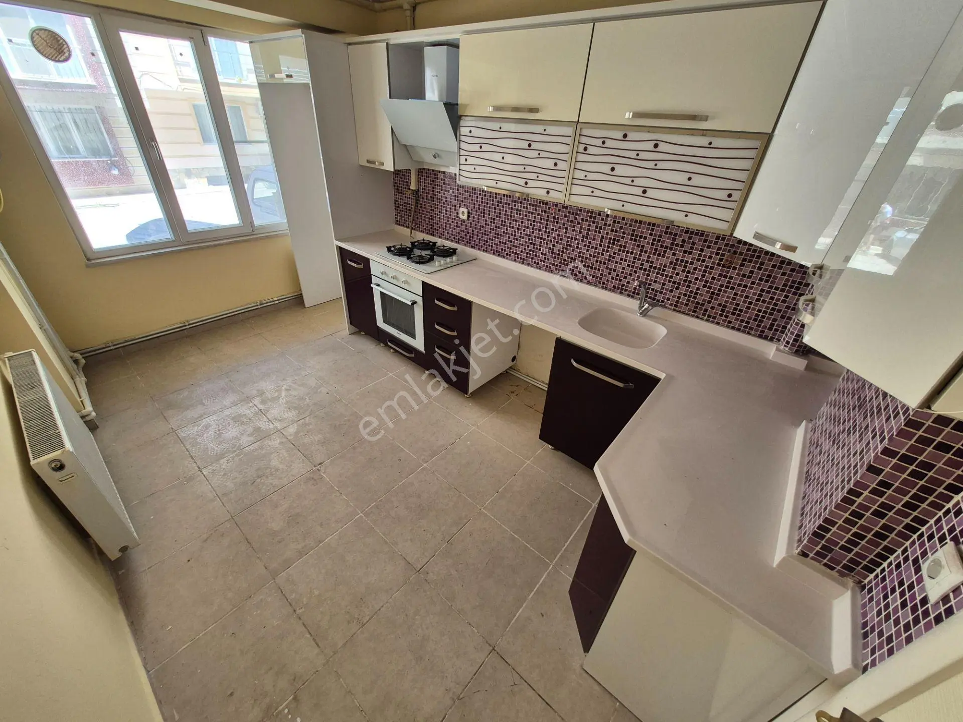 Akman'dan Muhteşem Konumda 3+1 Kiralık Daire