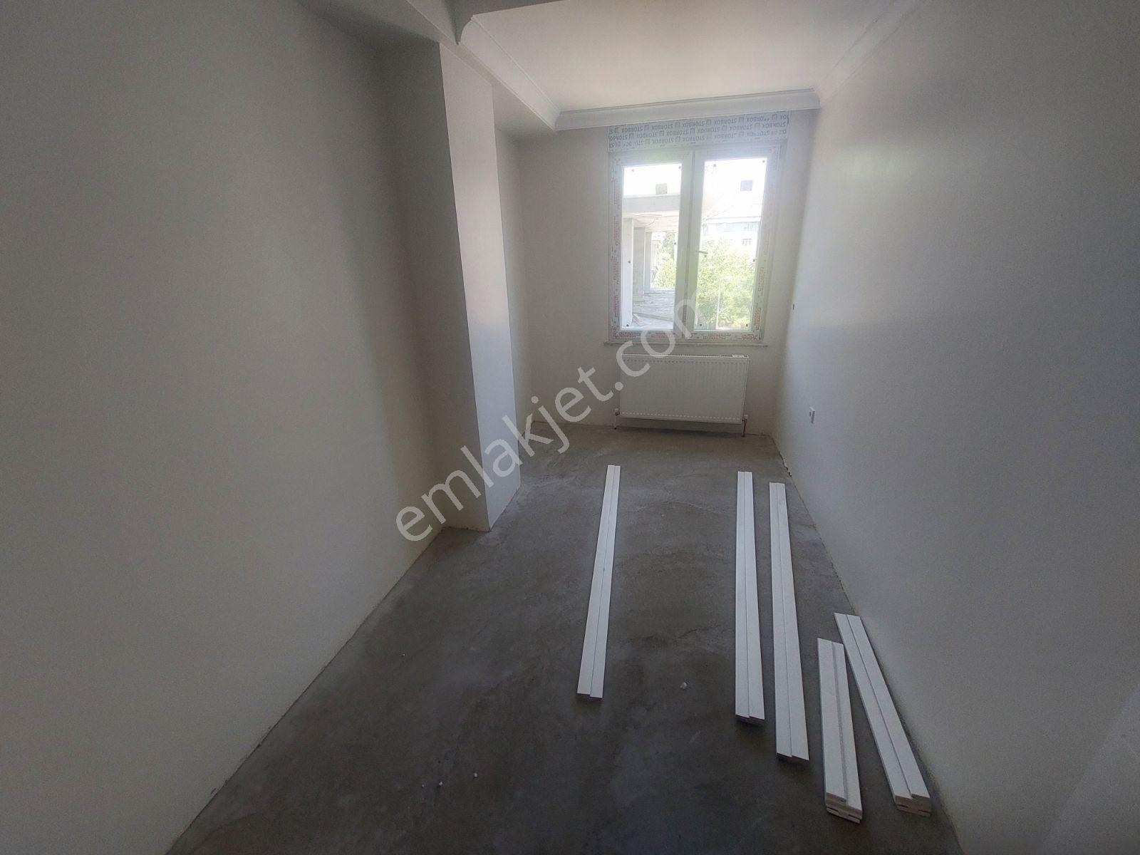 Ayışığından Ömür Plazaya Yakın Yeni Binada 3+1 Kiralık Daire - Görsel 5