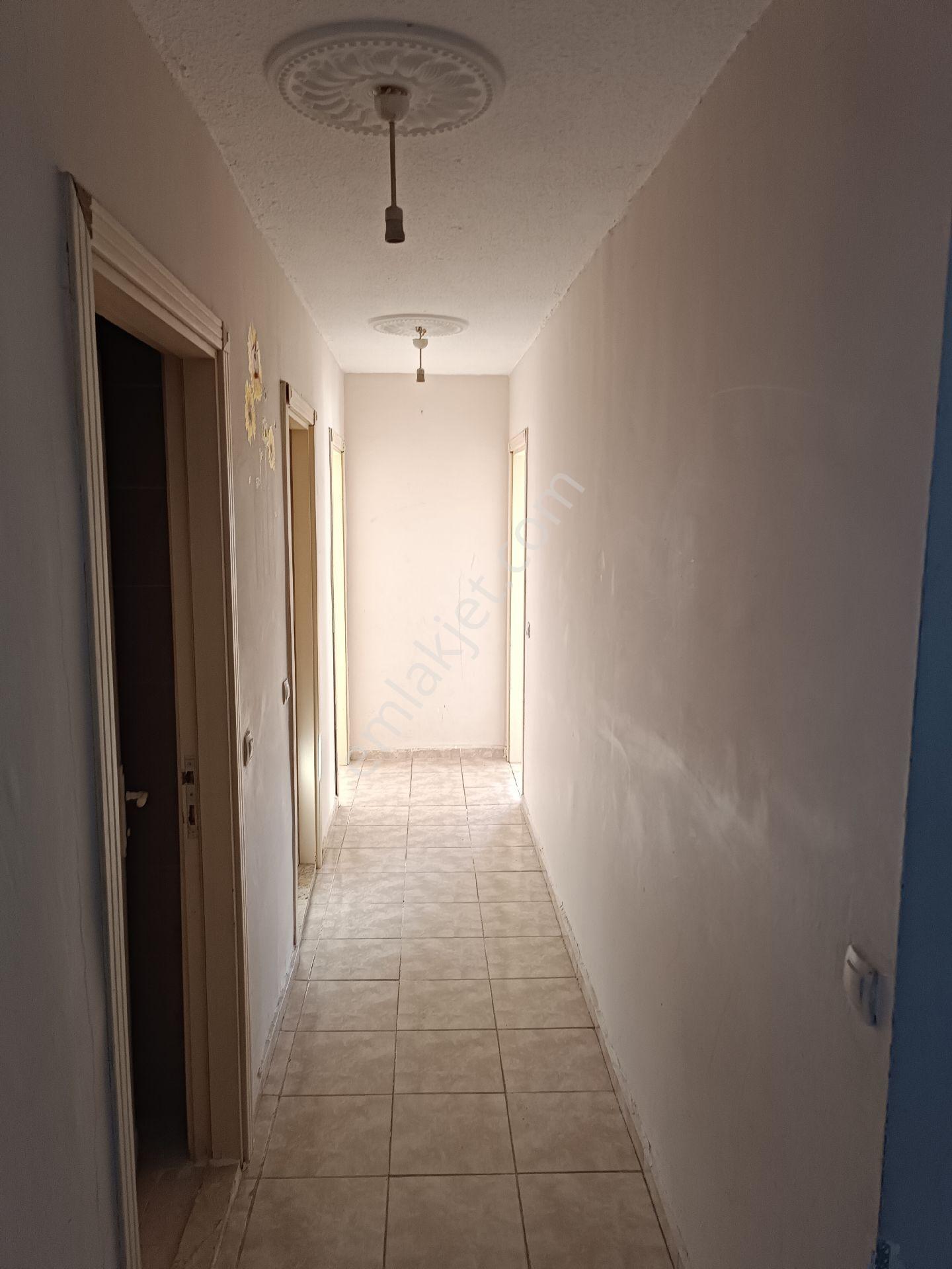 Erdemli Toki Konutlarında Kiralık 2+1 Daire - Görsel 2