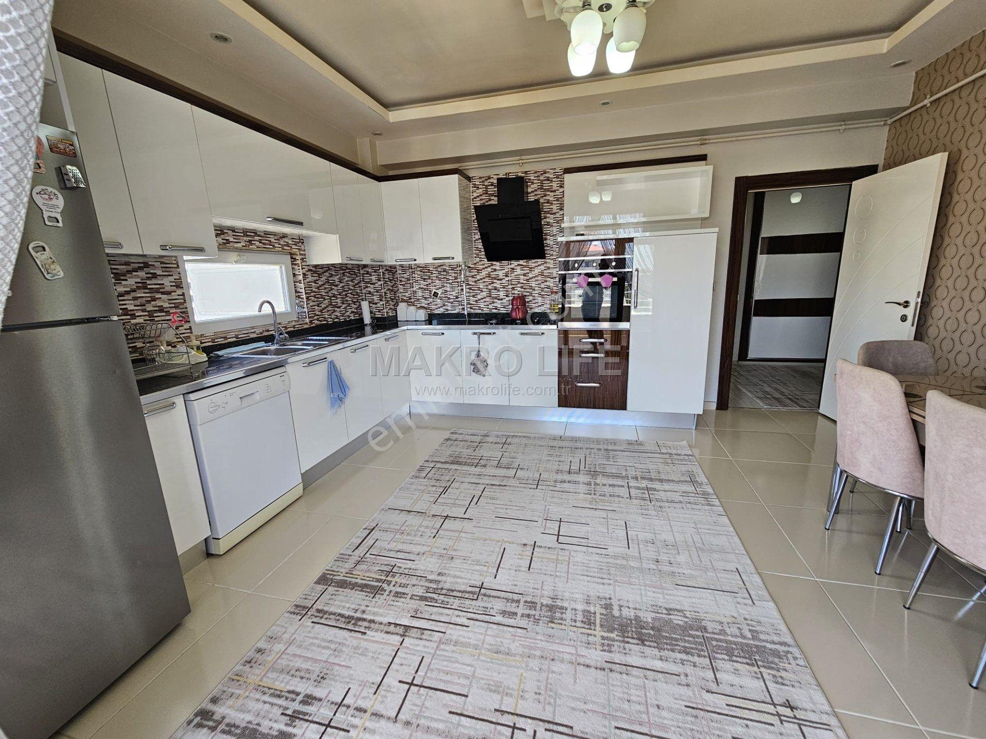 Tema Park Civarı Satilik 4+1 Fırsat Daire - Görsel 3