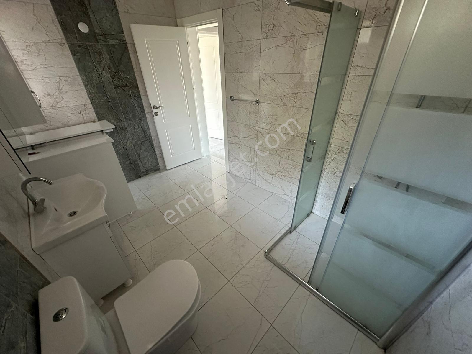 Serdivan Adatıp Hast. Üstünde Kiralık 3+1 Dubleks Müstakil Ev - Görsel 24