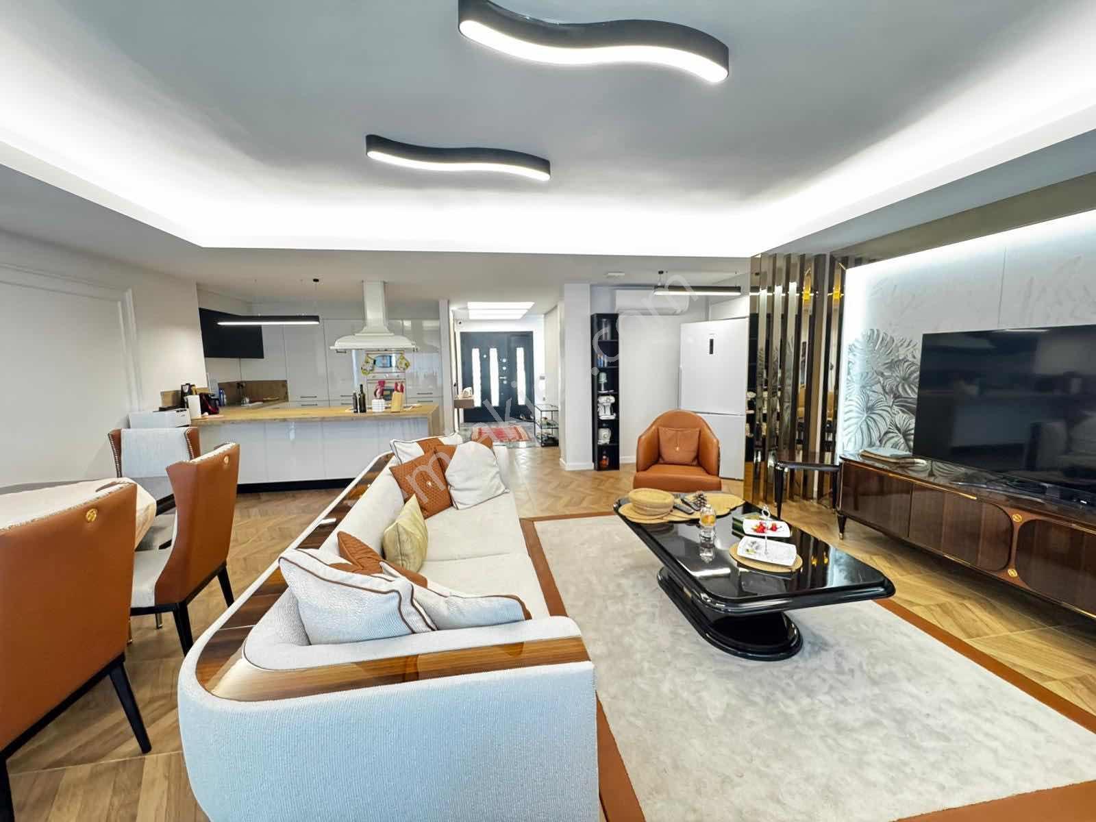 Alanya Tepe Mahallesi Vatandaşlığa Uygun Satılık Villa - Görsel 16