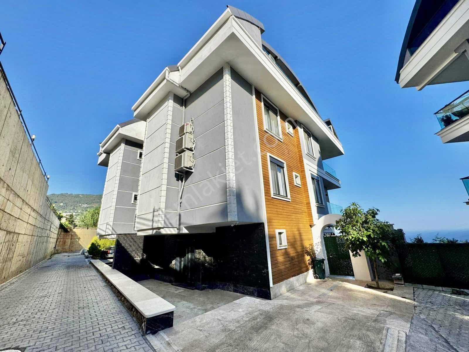 Alanya Tepe Mahallesi Vatandaşlığa Uygun Satılık Villa - Görsel 11