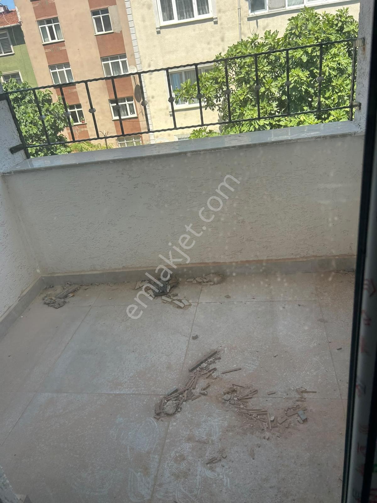Aşağı Dudullu Huzur Mah. Sıfır Ara Kat Kiralık Daire 2+1 70 M2 - Görsel 23