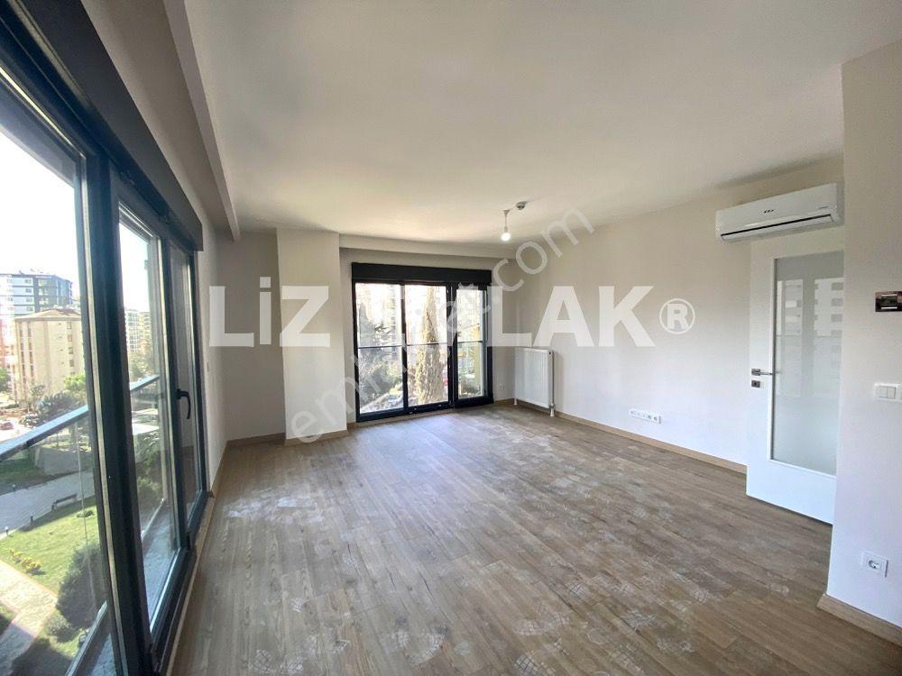 Bostancıda Kapanmaz Manzaralı Balkonlu 90m2. 2+1 Satılık Daire - Görsel 8