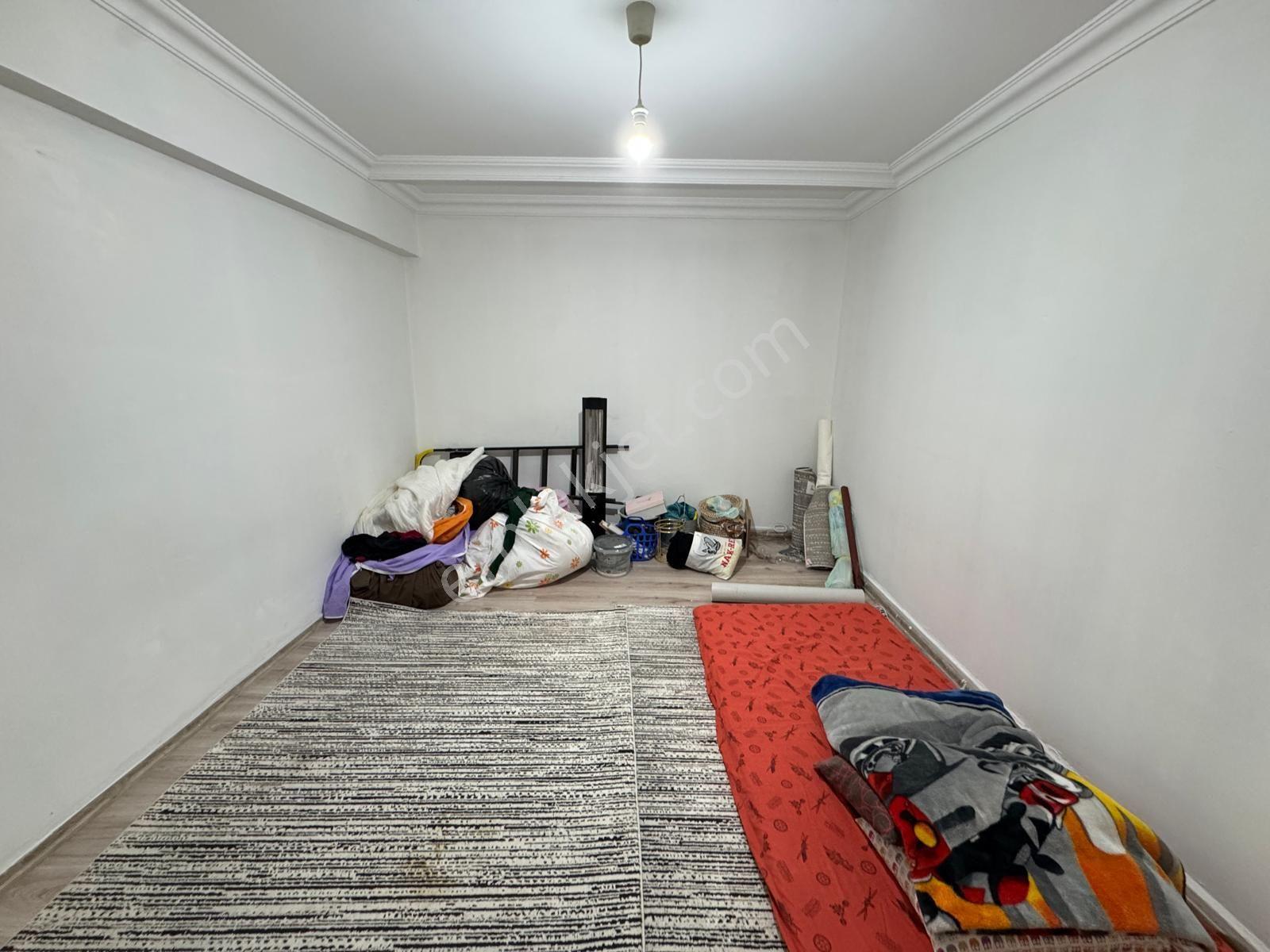 Zeki Emlak'tan Manisa Tevfikiye Mh. 1+1 Kapalı Mutfak Kiralık Daire - Görsel 10