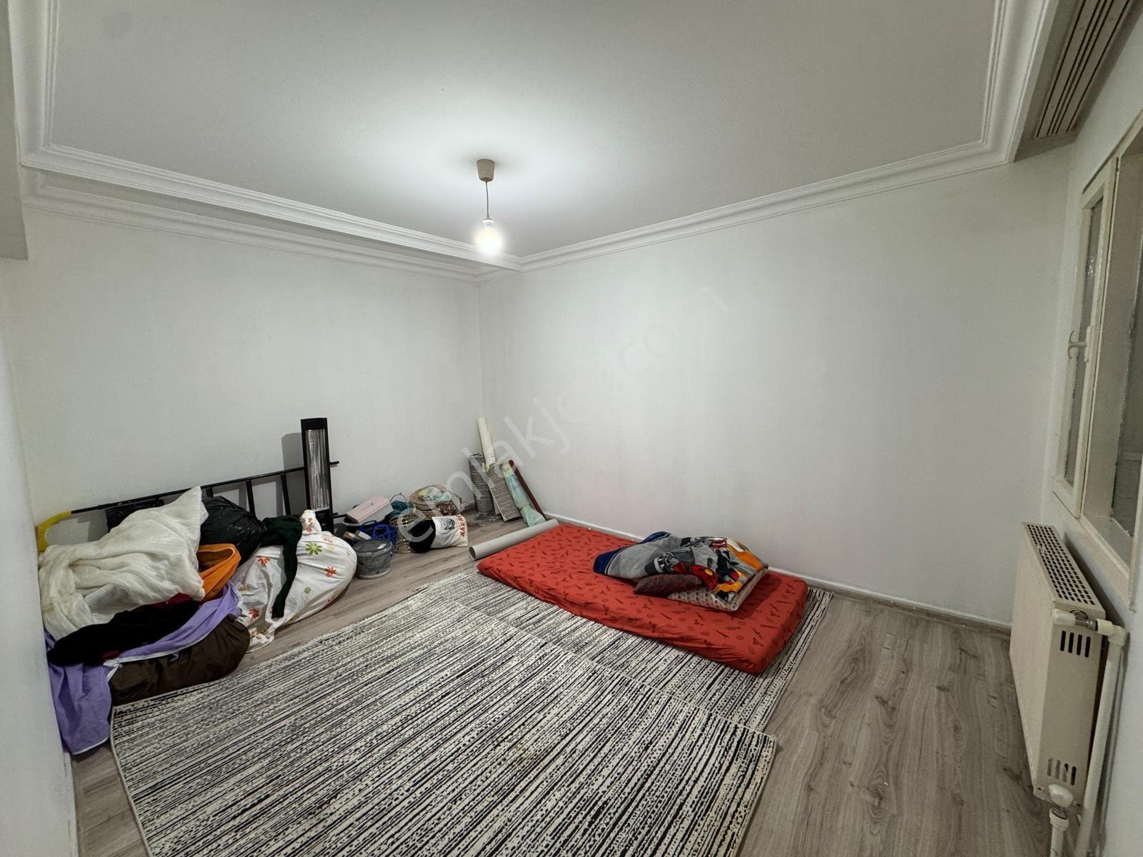 Zeki Emlak'tan Manisa Tevfikiye Mh. 1+1 Kapalı Mutfak Kiralık Daire - Görsel 13