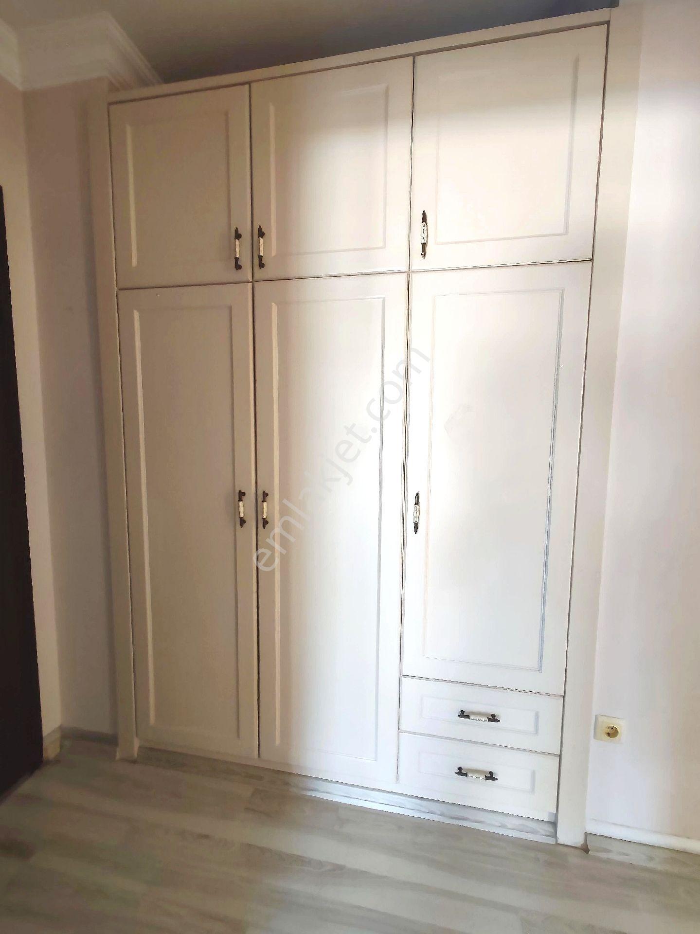 Site İçinde, Havuz Manzaralı Balkonlu 3+1 Kiralık Daire - Görsel 9