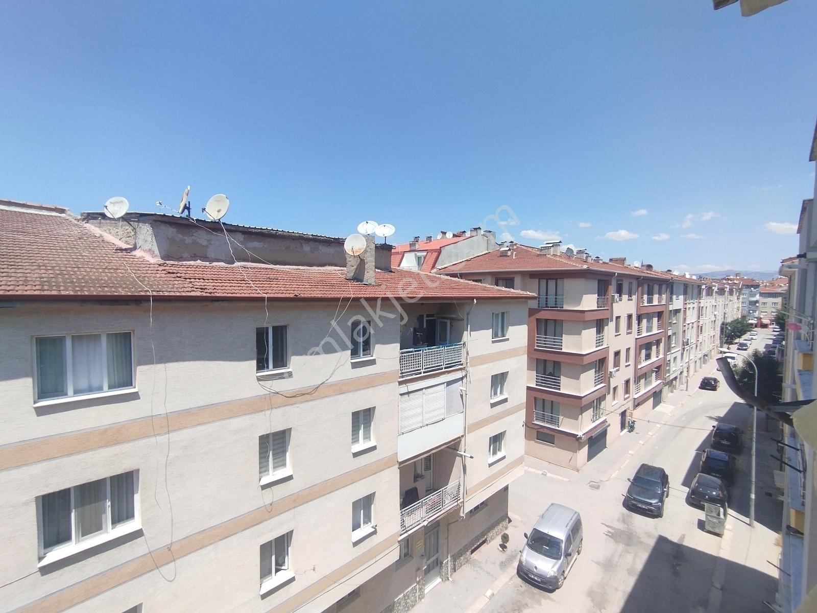 Rw Nest'ten Ömerağa Mh. Dinlek Sk. Köşe Başı Satılık 3+1 Daire - Görsel 14