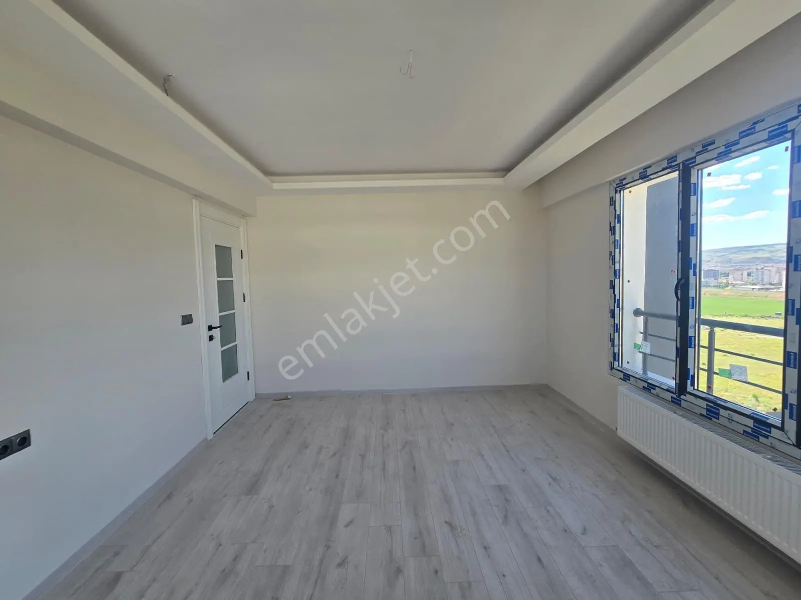 Erkilet Yolu Üzerinde Satılık 3+1 Sıfır Daire - Görsel 16