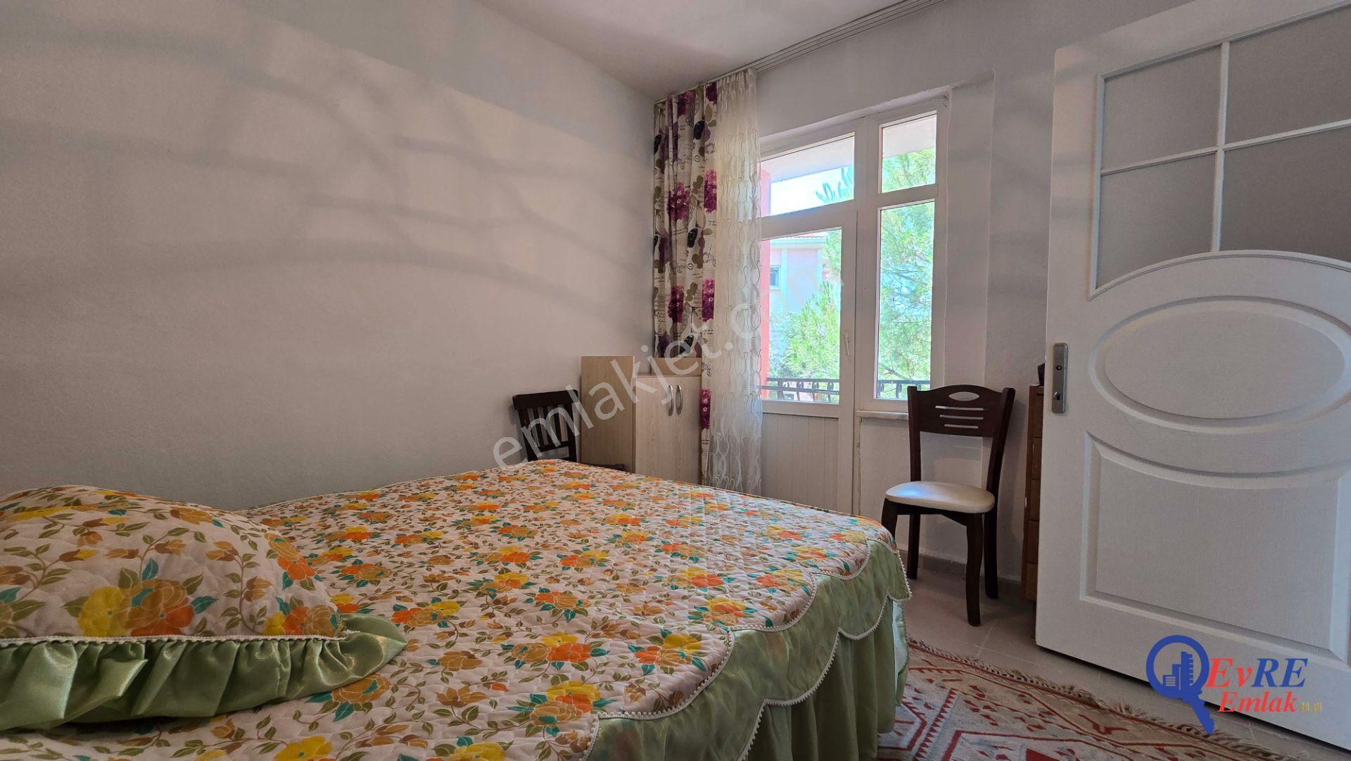 Evre Emlaktan Yeşillikler İçinde Ki Sitede 3+1 Verandalı Ve Bahçeli Villa - Görsel 17