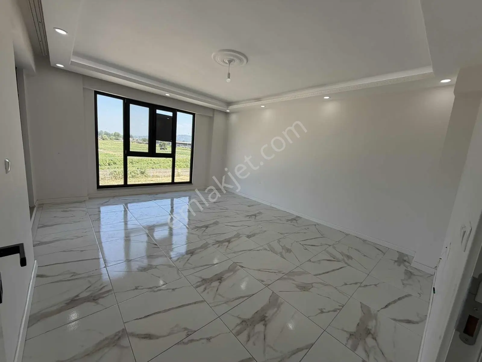 Ömer İnan Remax Hür Fatih Mah 3+1 Kiralık Daire - Görsel 5
