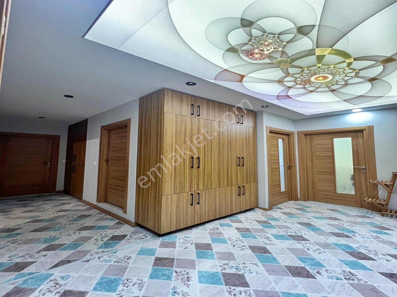 Konak Yapı'dan Meydana Yakın 3+1 150m² Satılık Fırsat Daire!!! - Görsel 2