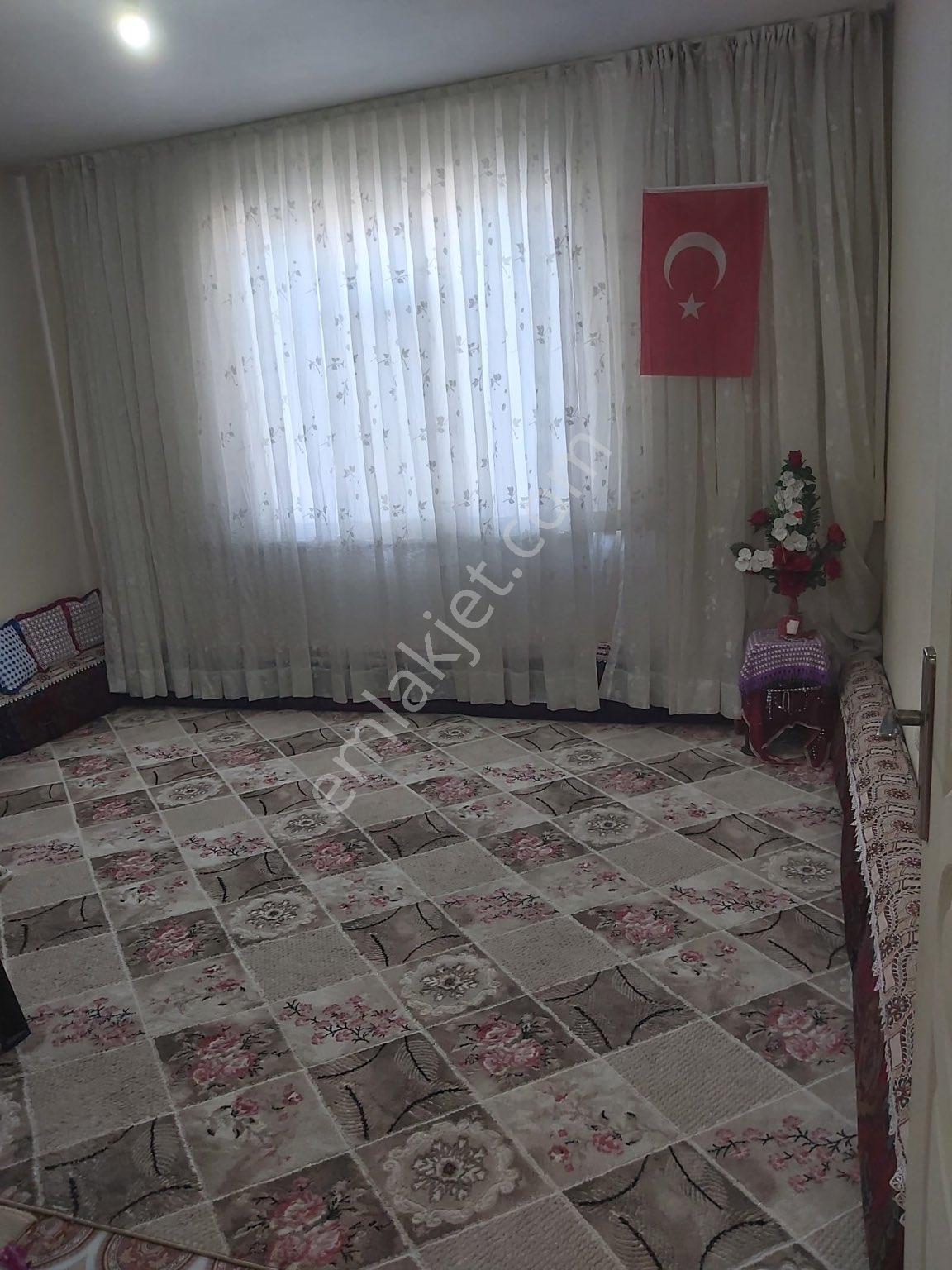 Devran Dan Satılık Alakovada Süper Konumda 3katlı Müstakil Ev - Görsel 7