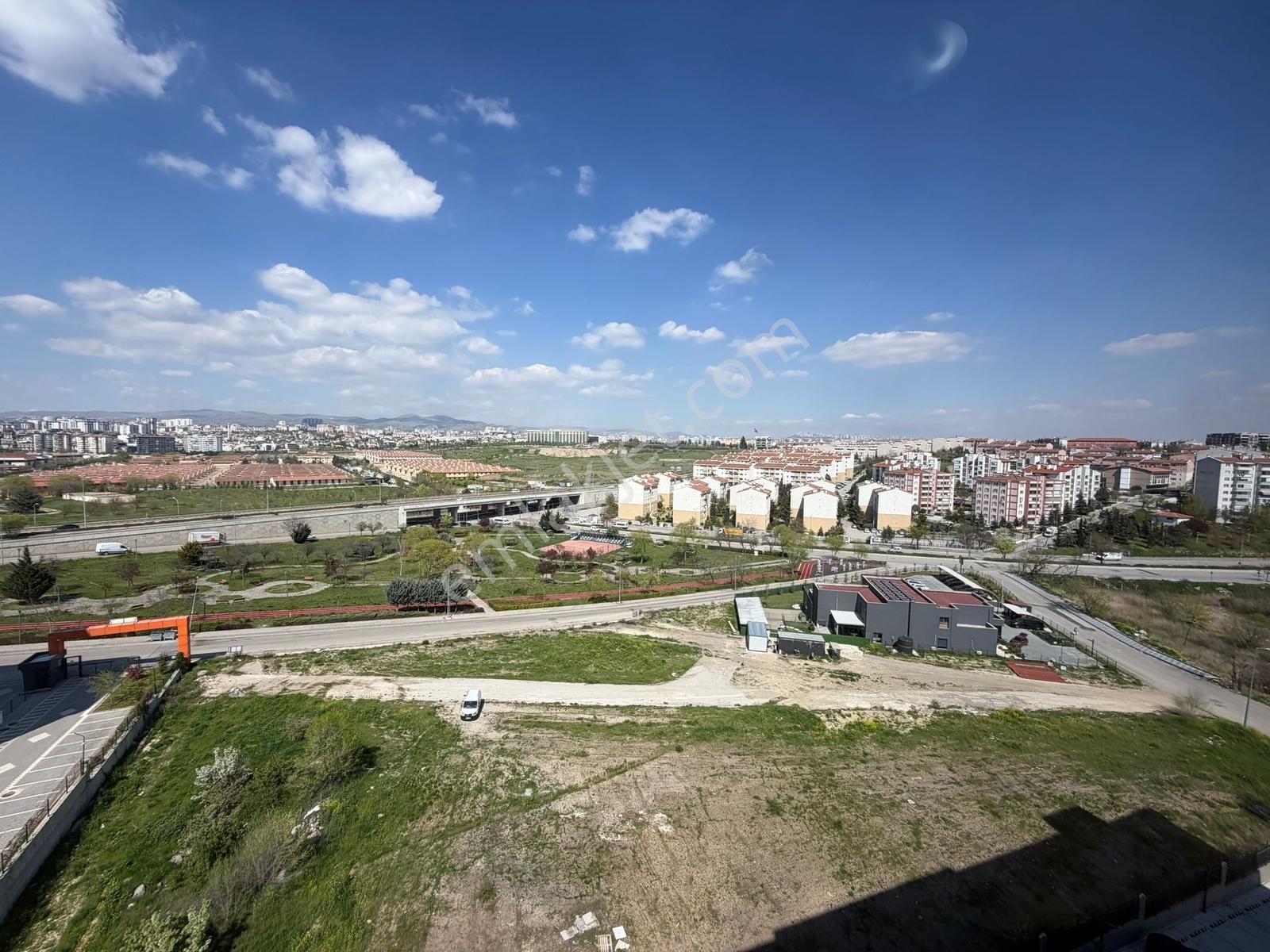 Batıkent Hipodrum Yanı Full Eşyalı Manzaralı 1+1 Kiralık - Görsel 8
