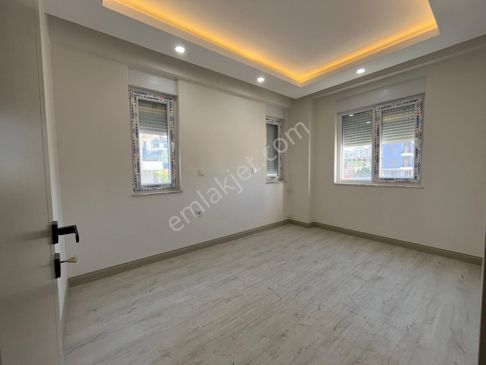 Fevzi Çakmak Mahallesinde Ayrı Mutfaklı Katta Geniş 1+1 Daire - Görsel 29