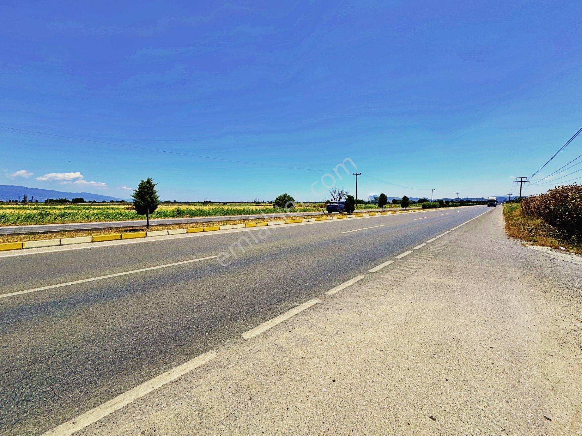 Gültaş Emlaktan Burhaniyede Satılık 7.200m² Yatırıma Uygun Tarla - Görsel 26