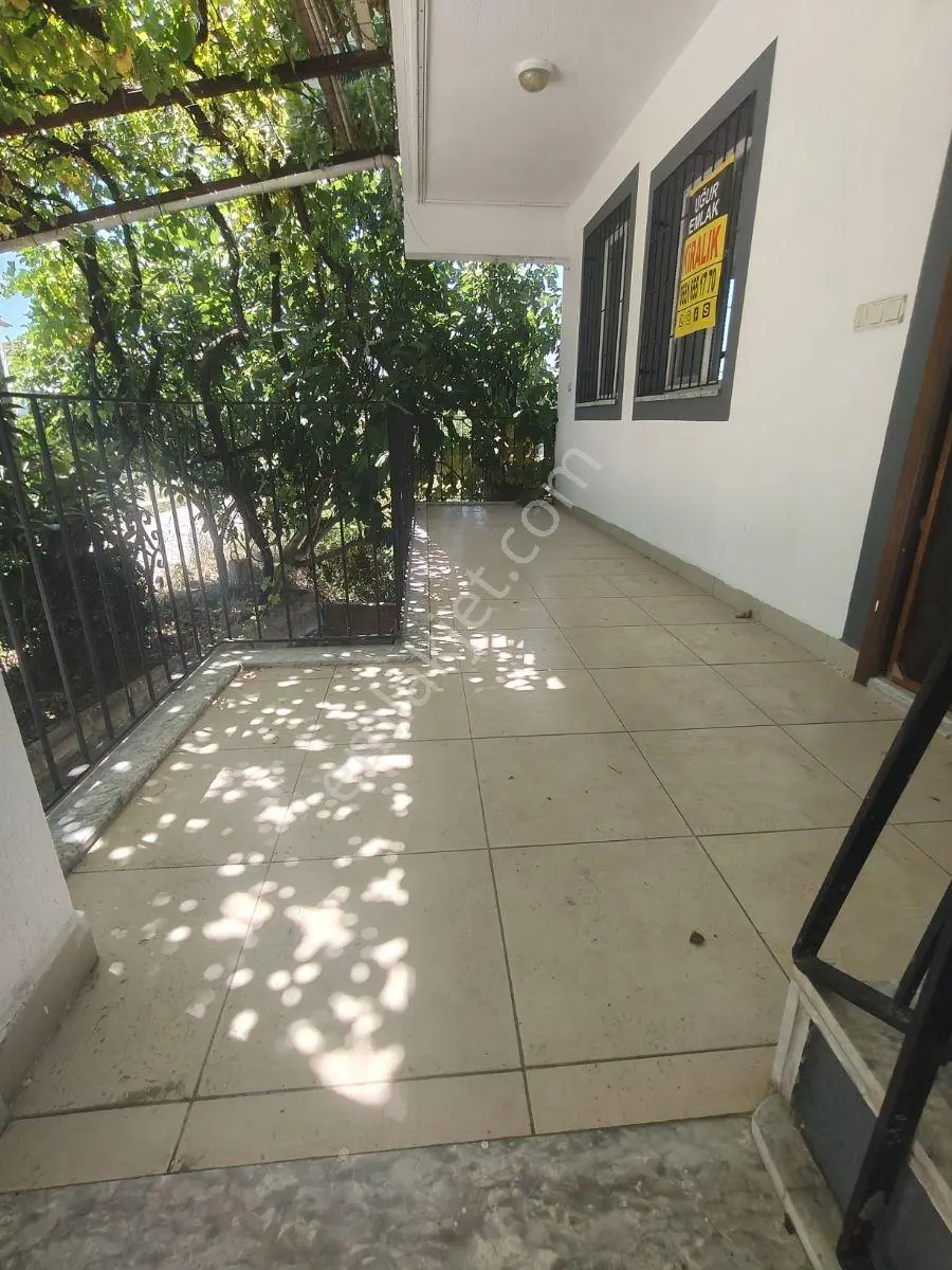 Geniş, Ferah Ve Müstakil Girişli 3+1 Kiralık Daire! - Görsel 21