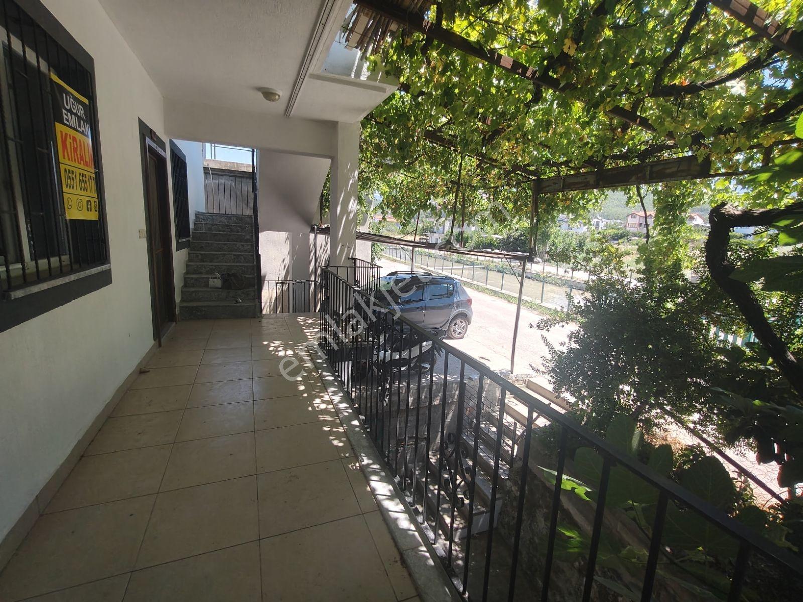 Geniş, Ferah Ve Müstakil Girişli 3+1 Kiralık Daire! - Görsel 10