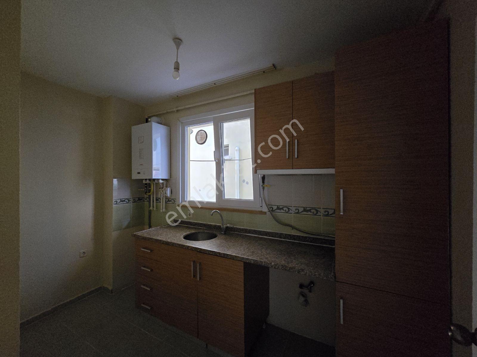 Pendik Ahmetyesevi Mahallesinde Kiralık 2+1 Daire - Görsel 17