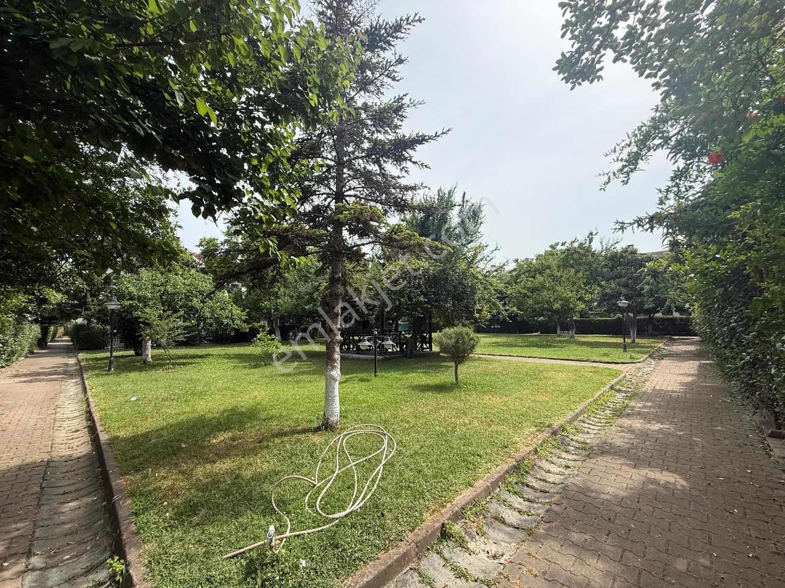 Halkalı Ölçükent Villalarında Kiralık 4+2 Villa - Görsel 28