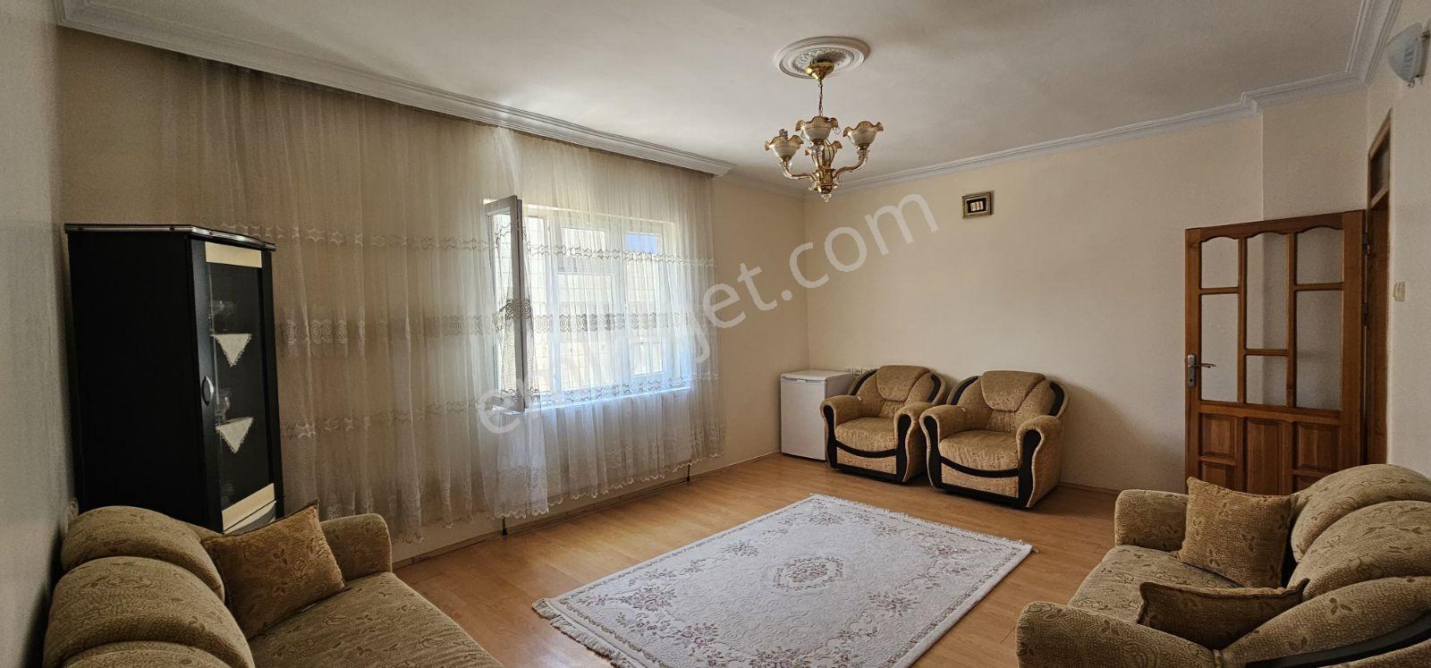 Güneş Mahallesinde 3 Katlı Garazlı 2+1 Müstakil Ev - Görsel 22