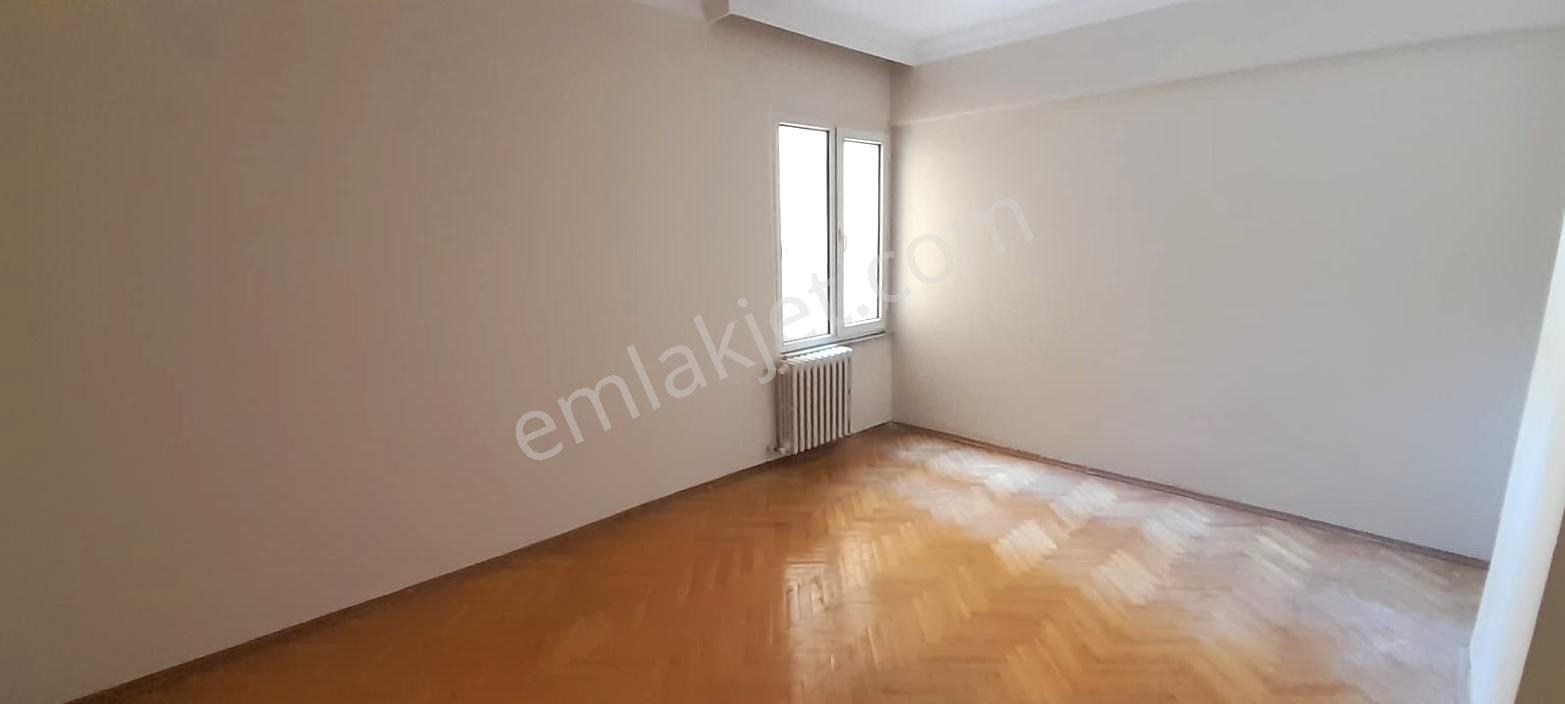 Yarış Ortaokulu Yanı Cadde Üstü, Otoparklı 3+1 Kiralık Daire - Görsel 17