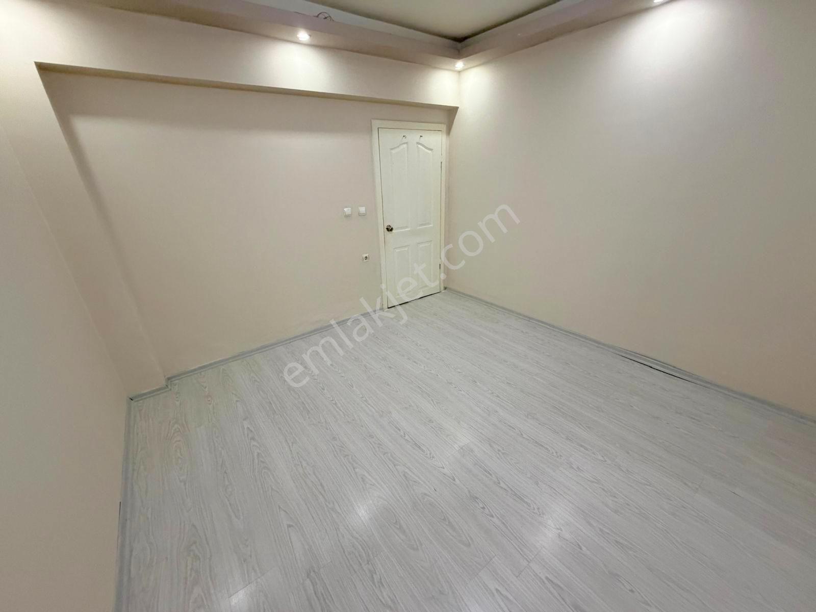 Hemdem Gayrimenkul'den Alsancak'ta Yapılı 3+1 Satılık Daire - Görsel 20