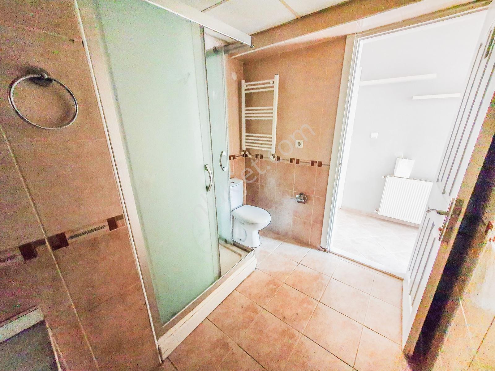 Genç Bina Cadde Üstü, Köşe Cepheli, Ebeveyn B. 2+1 Kiralık Daire - Görsel 29