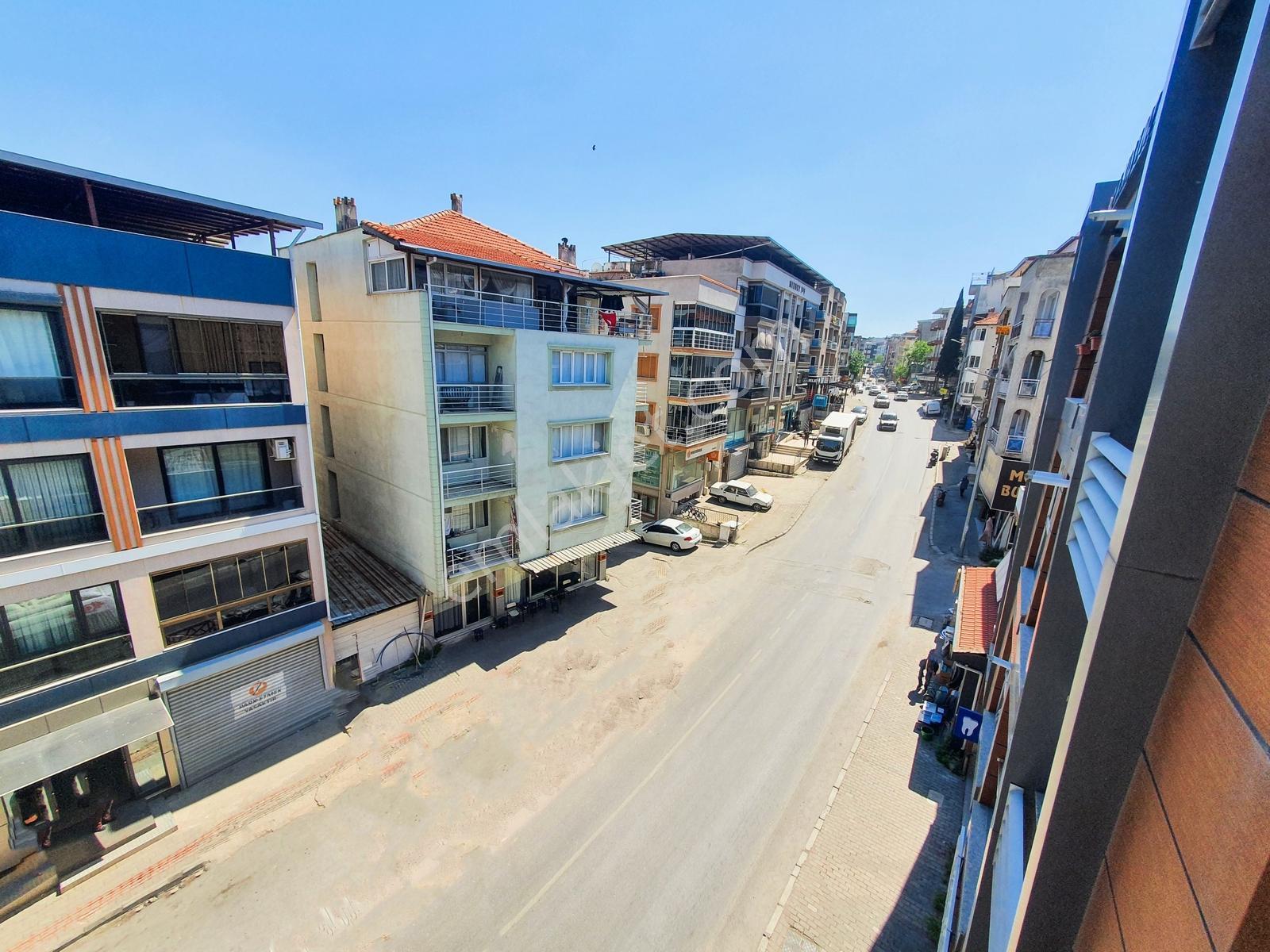 Genç Bina Cadde Üstü, Köşe Cepheli, Ebeveyn B. 2+1 Kiralık Daire - Görsel 32