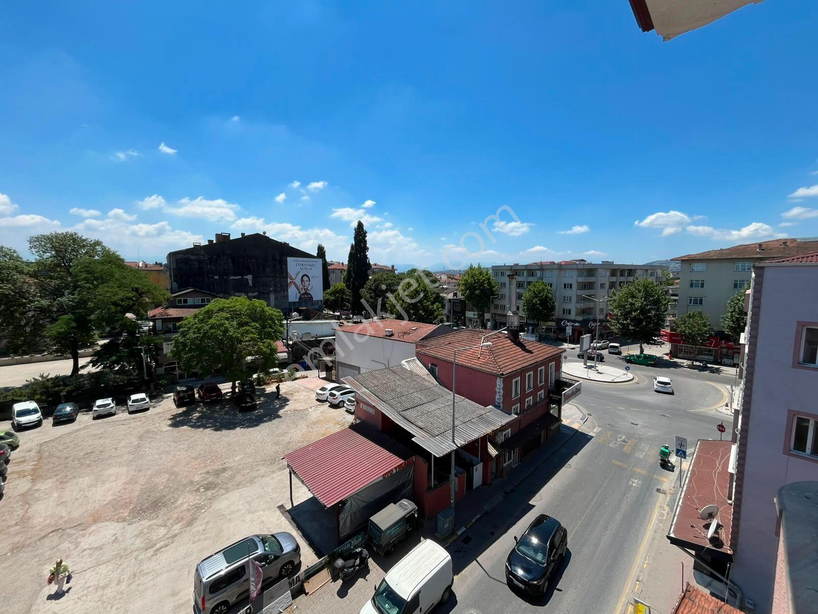 Remax Mavi'den Adapazarı Merkezde Satılık 3+1 - Görsel 17