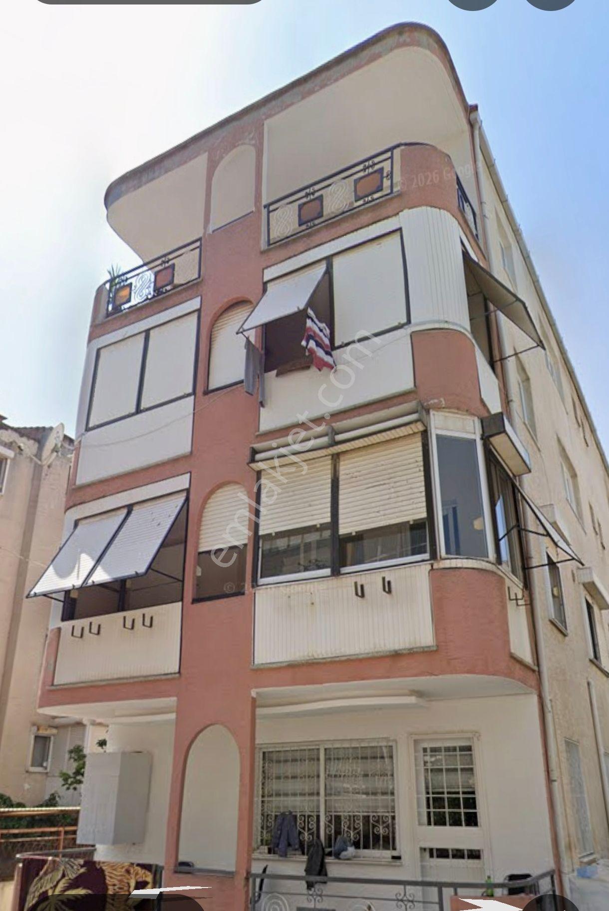 Balçova Ekonomi Ünv. Yakını Kiralık Jeotermalli Eşyalı Daire