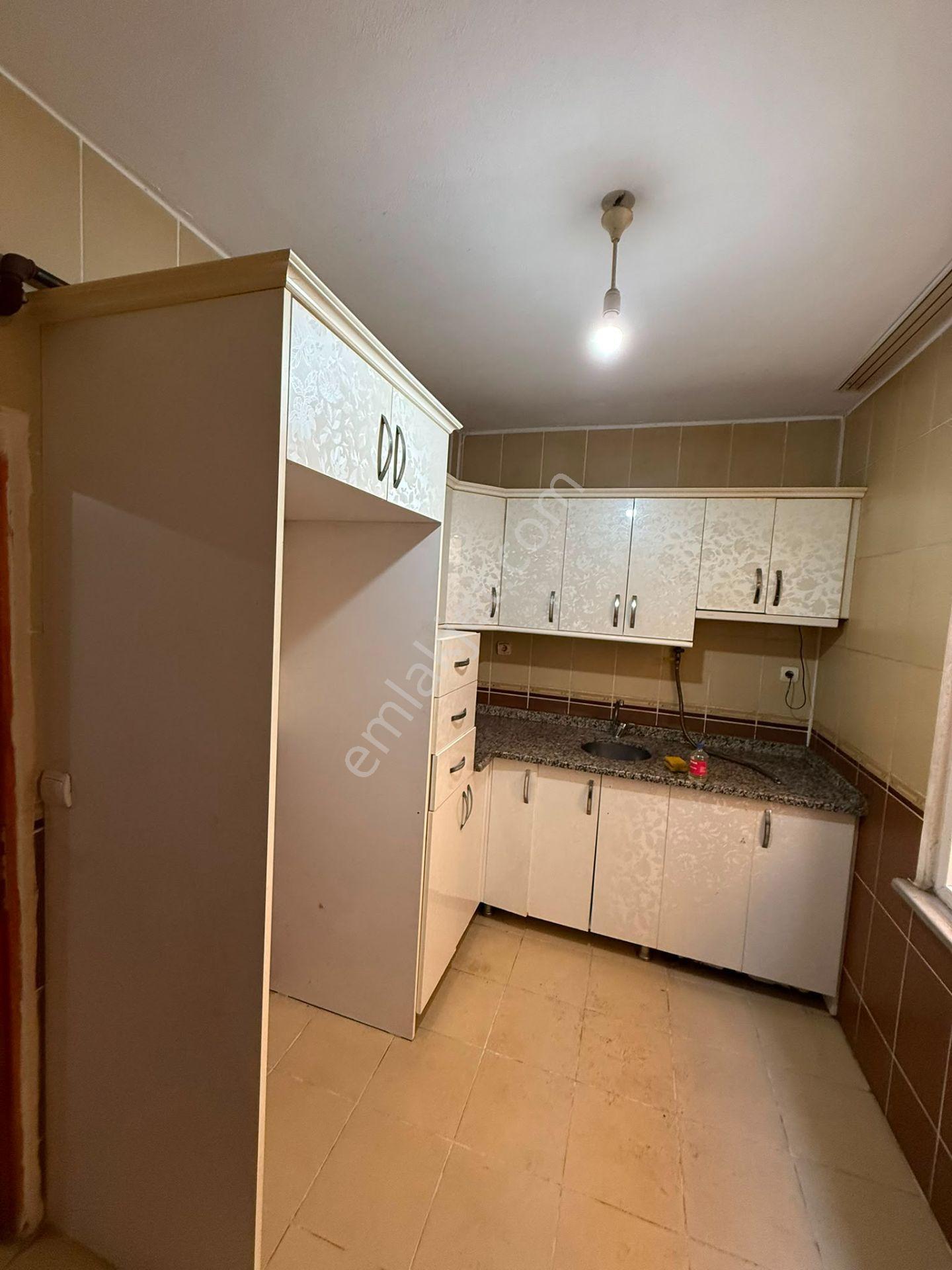 Avcılar Yeşilkent Mahallesi’nde Kiralık 2+1 Daire | 90 M² | 3. Kat | Doğalgaz Kombili - Görsel 8