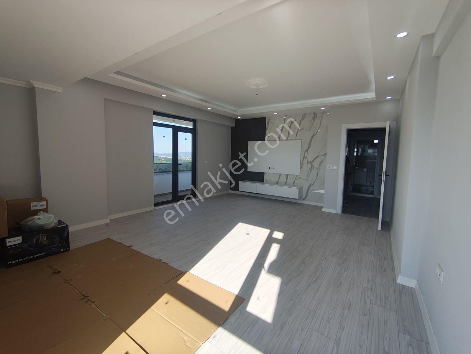 Başiskelenin En Prestijli Lokasyonu Paşadağda Satılık Çatidublex - Görsel 28